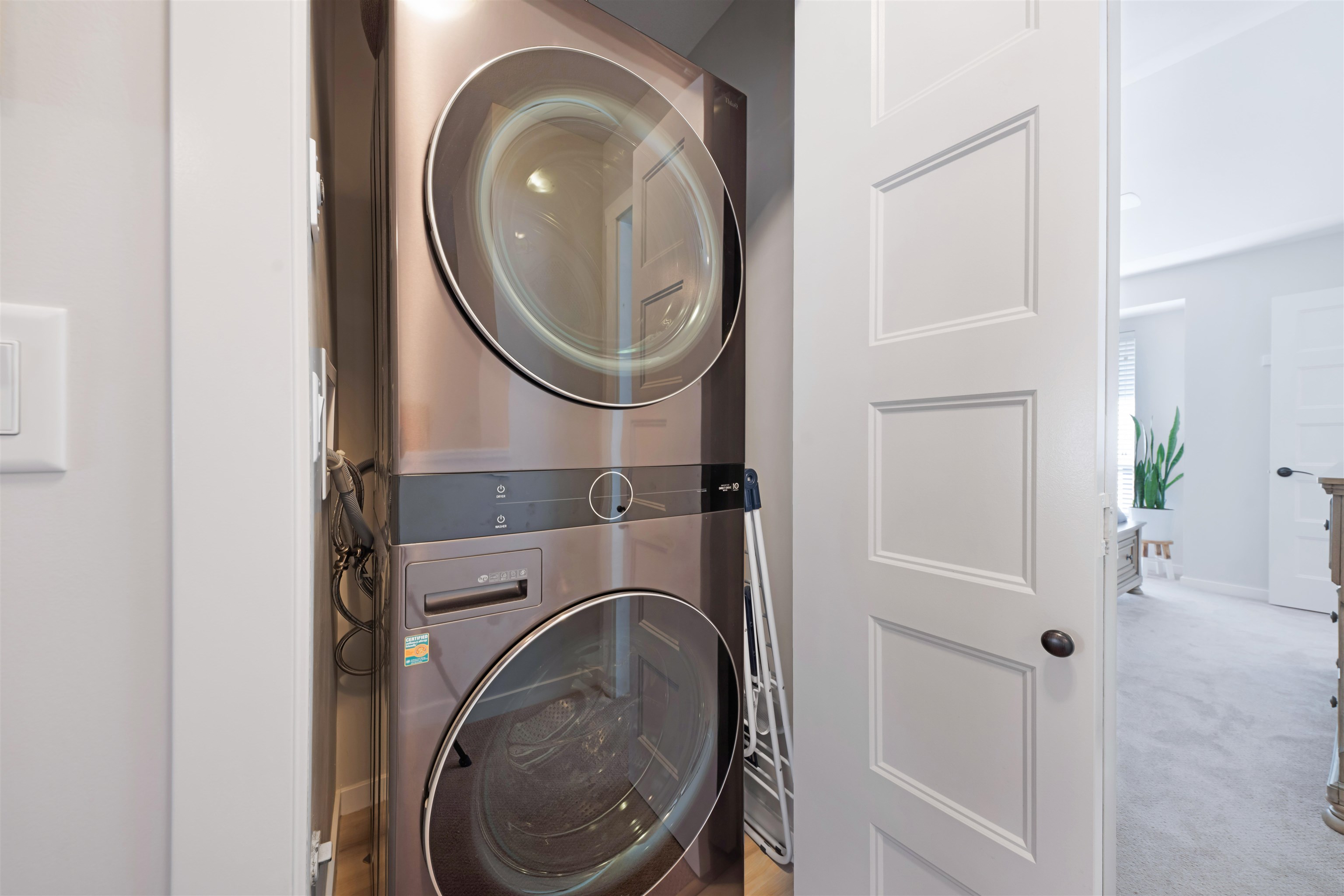 27 10550 248 STREET Unit: 27