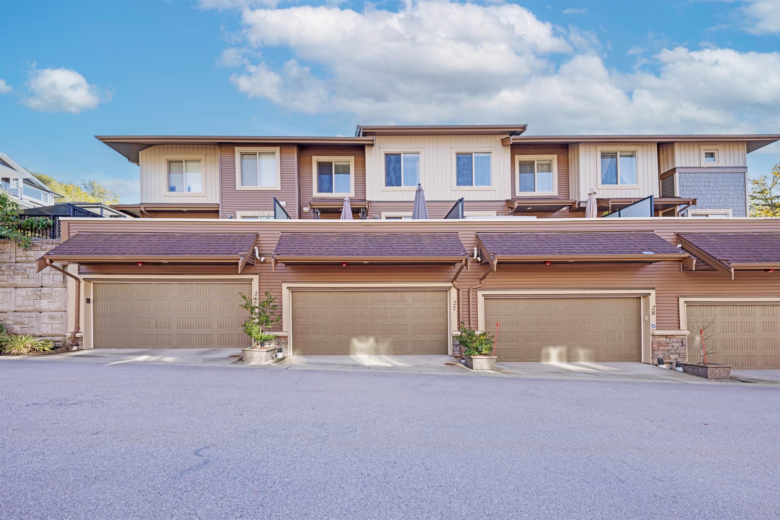 27 10550 248 STREET Unit: 27