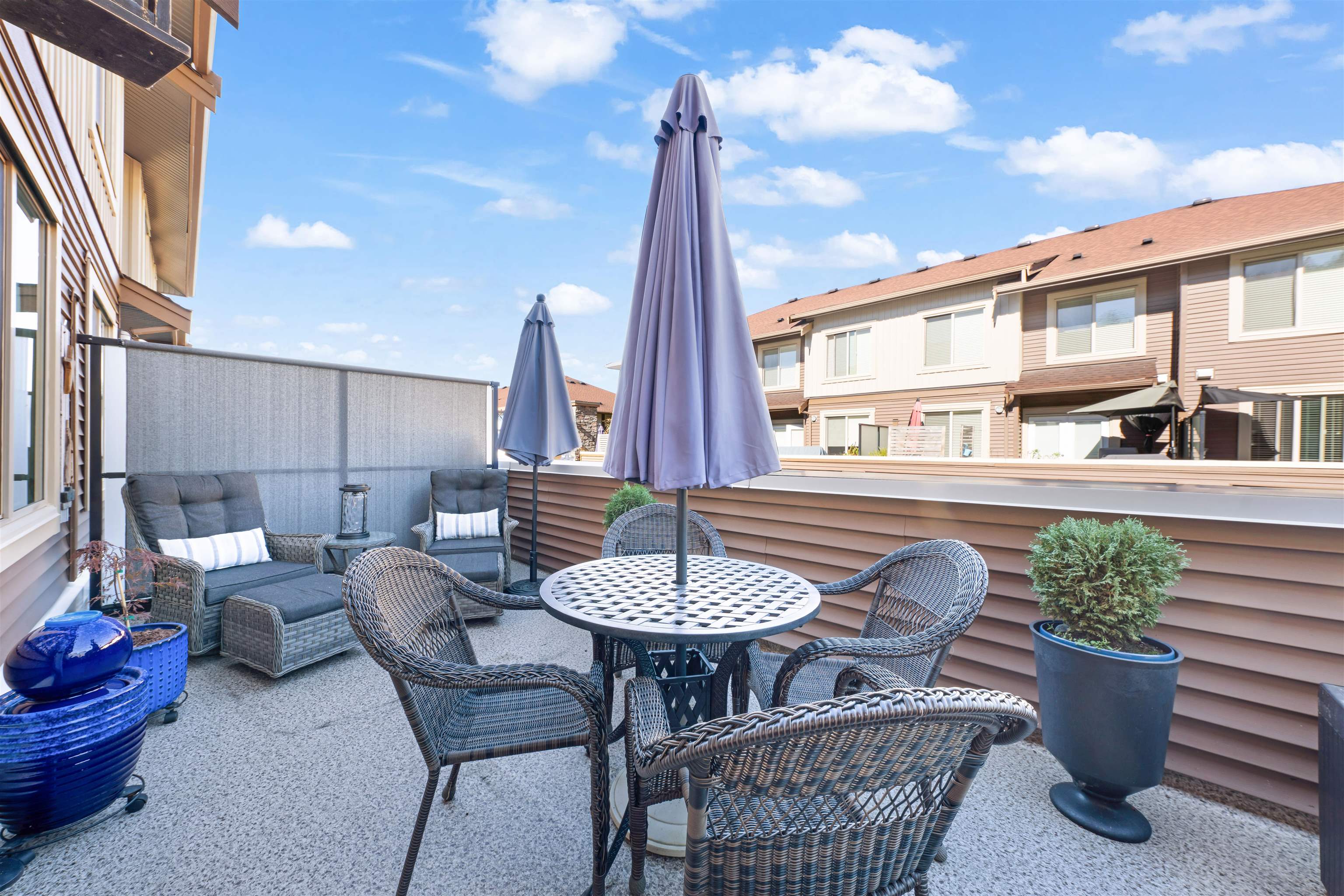 27 10550 248 STREET Unit: 27