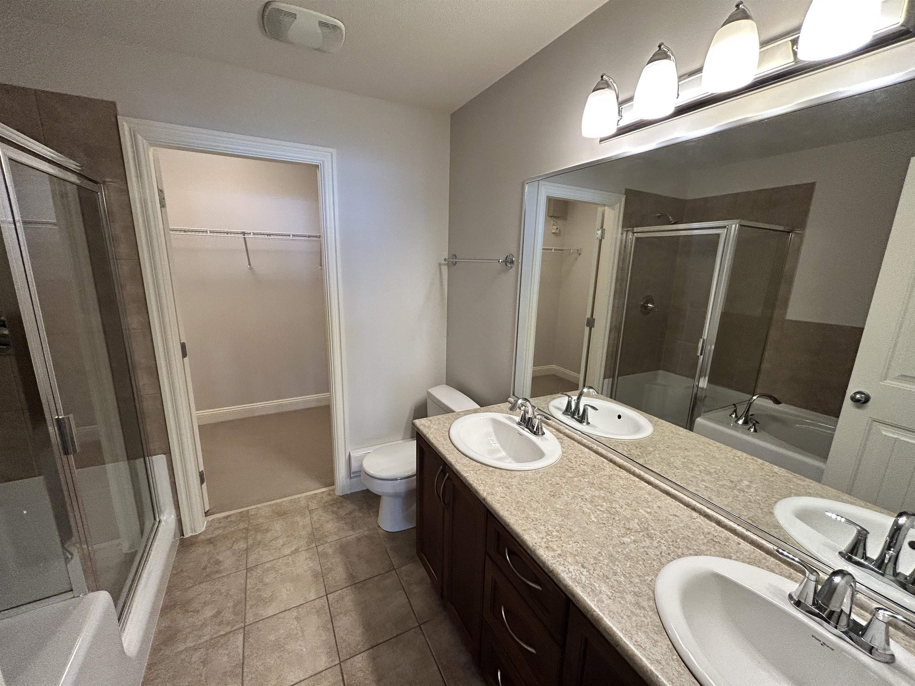 215 22150 DEWDNEY TRUNK ROAD Unit: 215