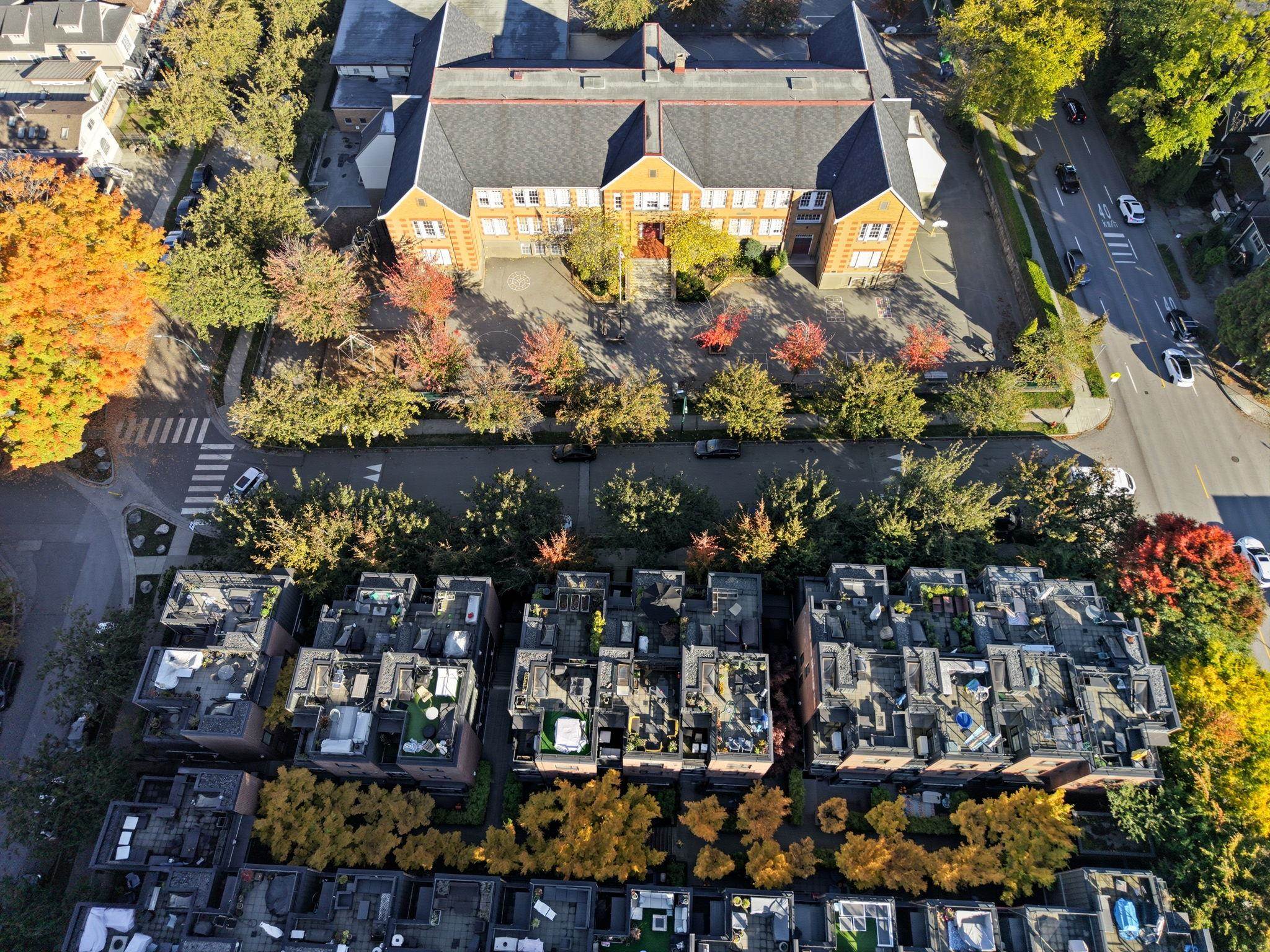 2761 GUELPH STREET