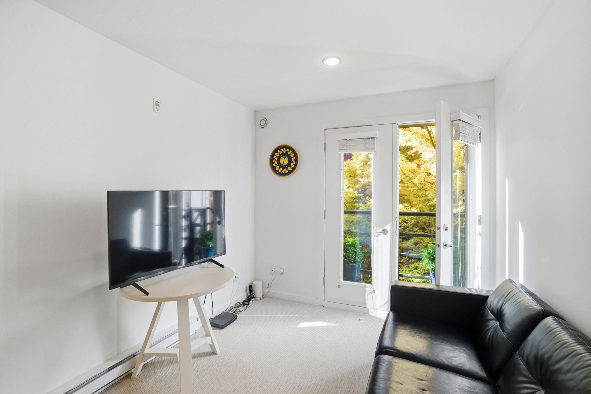 2761 GUELPH STREET