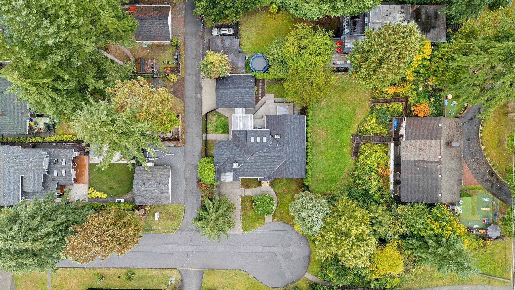 2140 PEMBERTON AVENUE