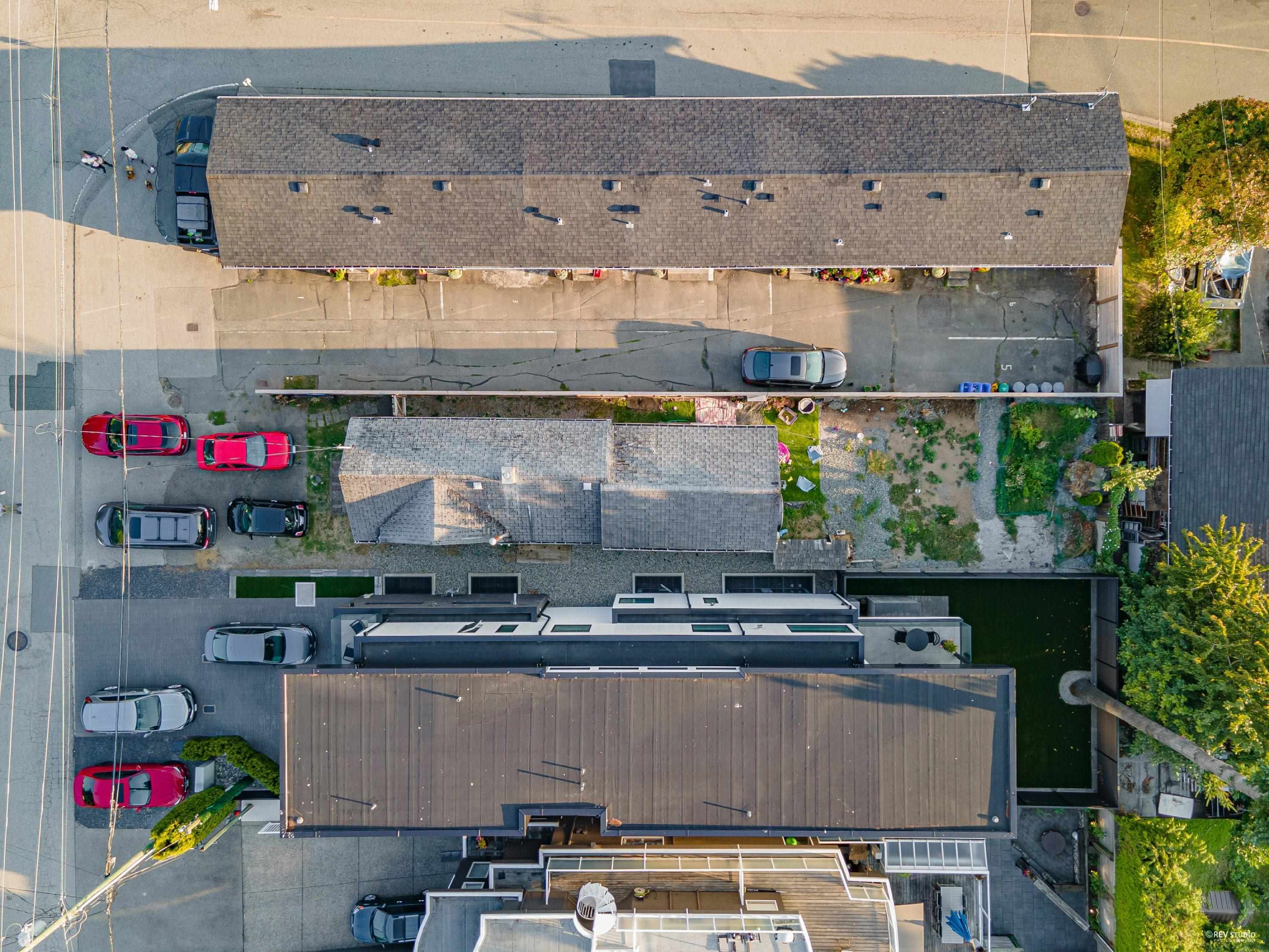 853 MAPLE STREET, White Rock