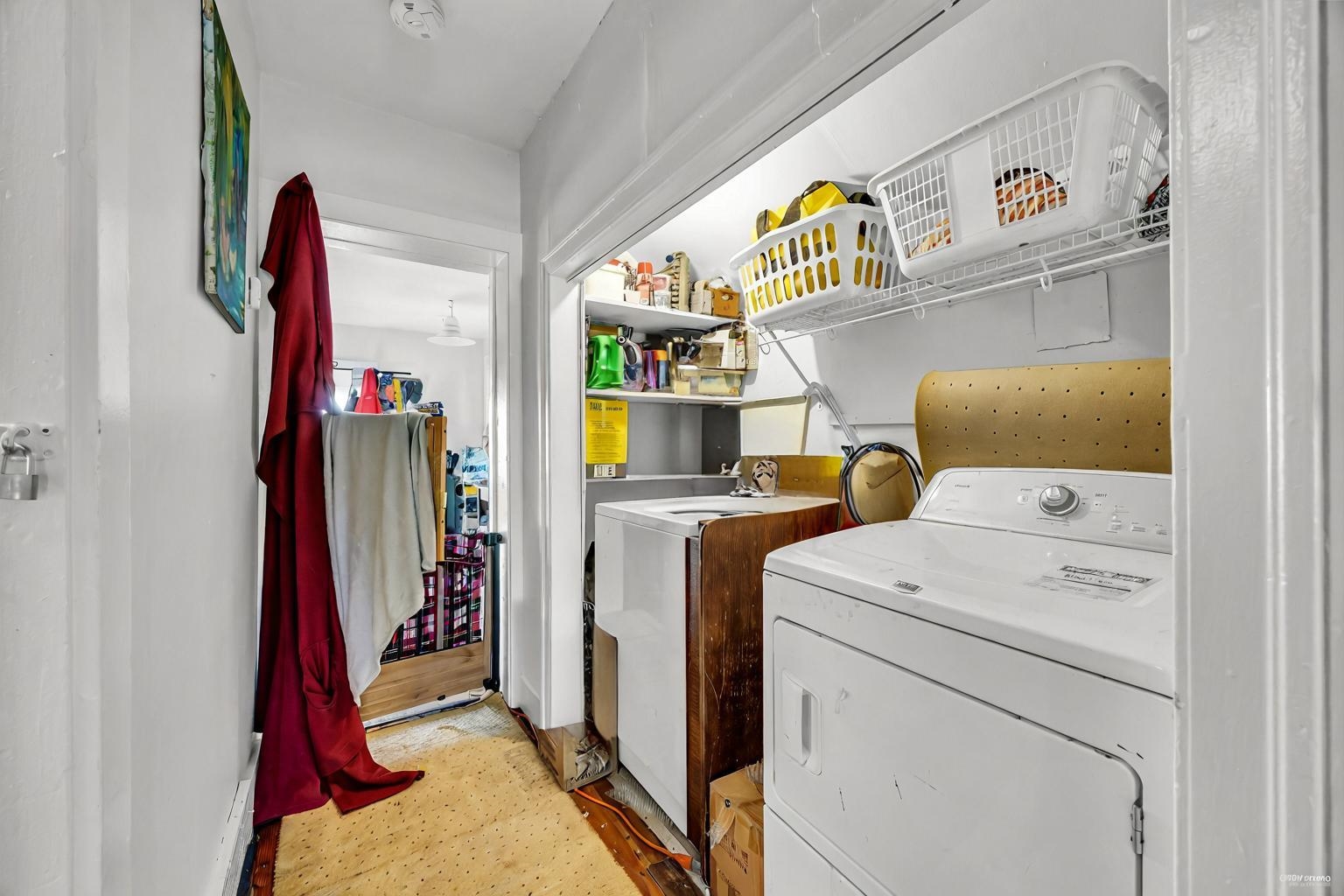 853 MAPLE STREET, White Rock