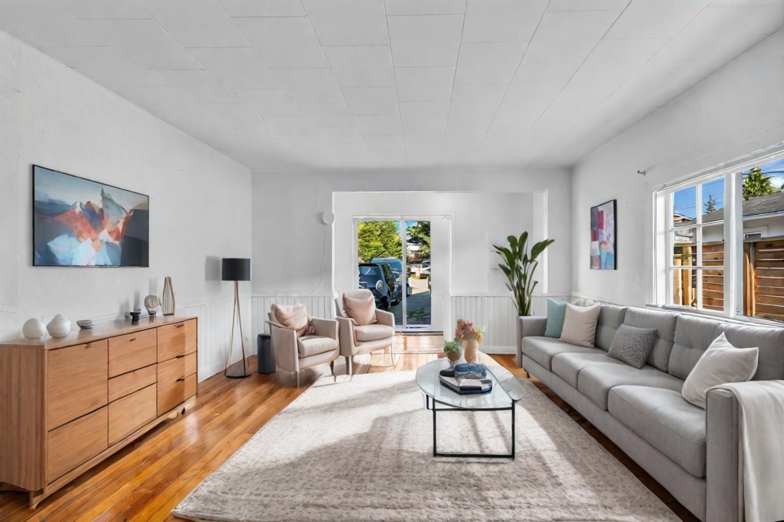 853 MAPLE STREET, White Rock