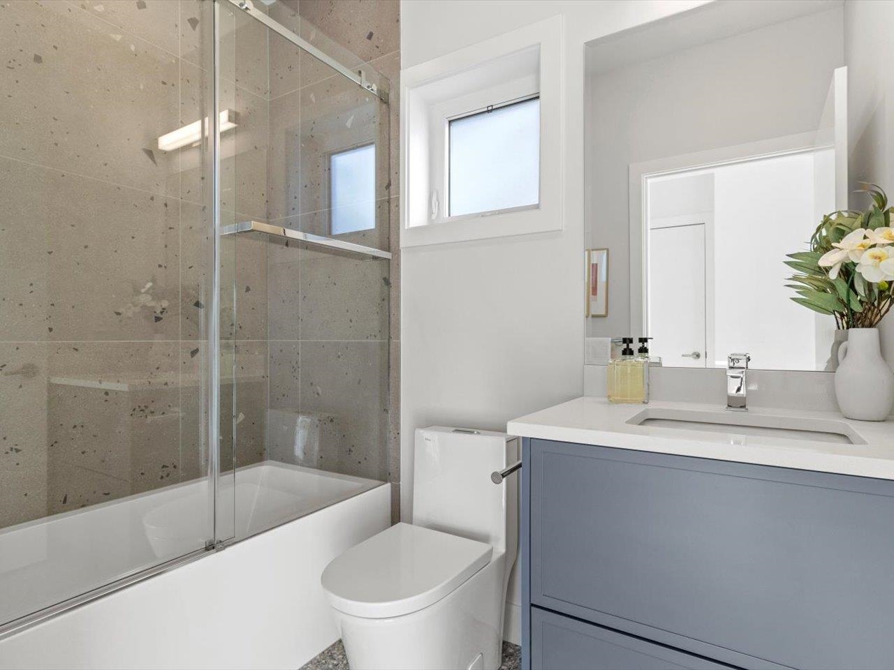 4687 W 15TH AVE AVENUE, Vancouver