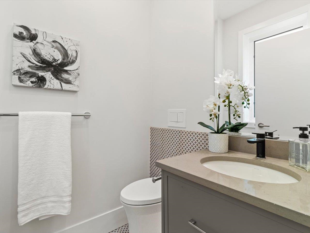 4687 W 15TH AVE AVENUE, Vancouver