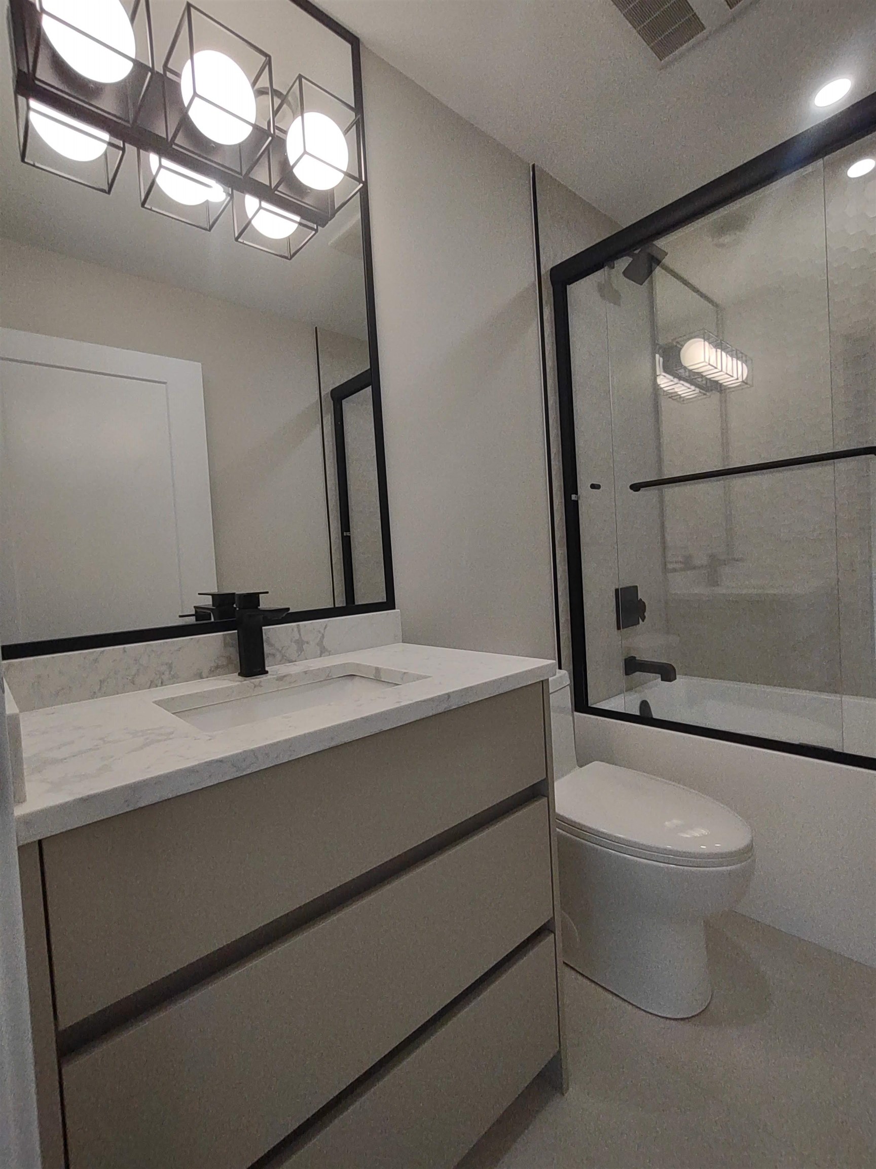 2 1708 W 68 AVENUE, Vancouver Unit: 2