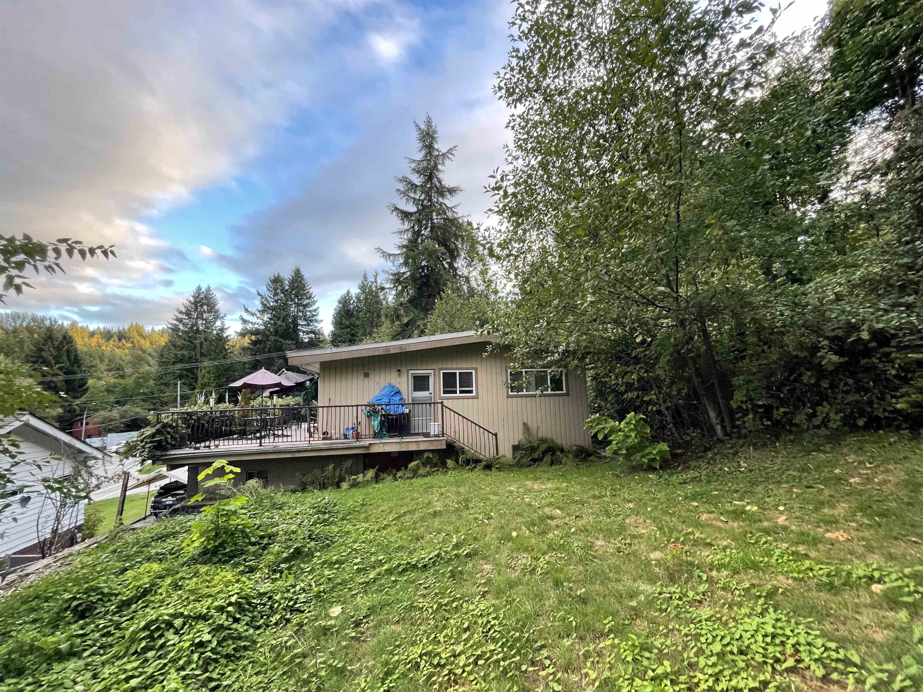 1940 ST JOHNS STREET, Port Moody