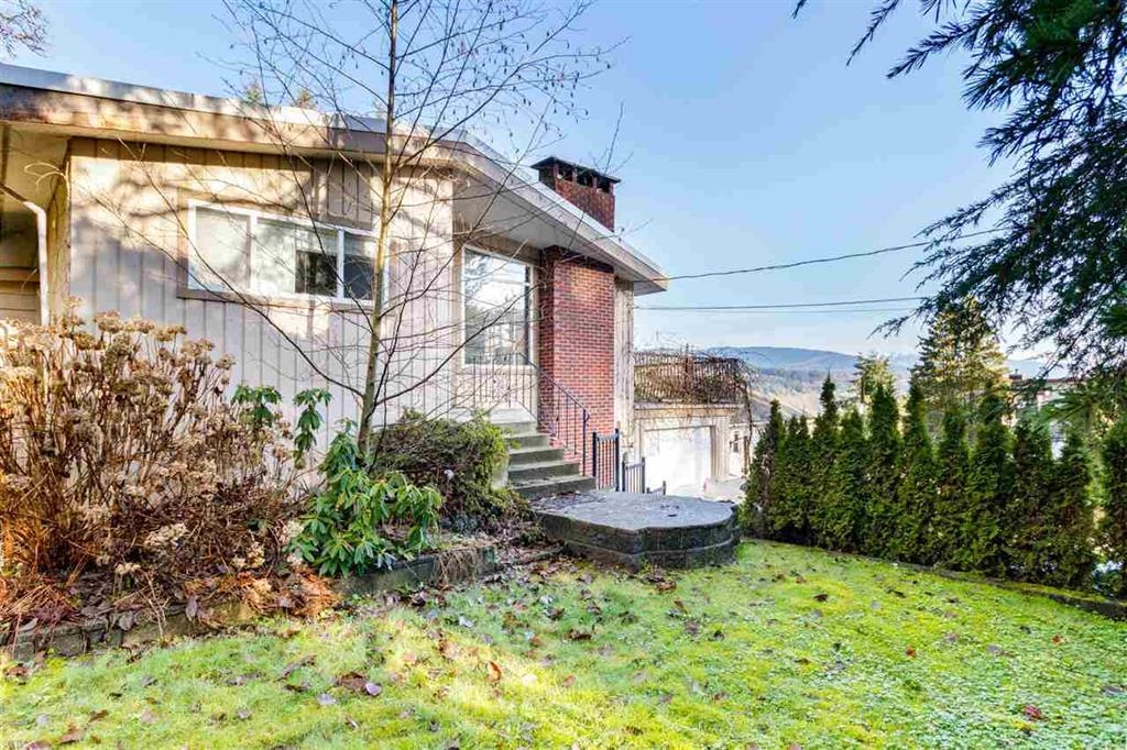 1940 ST JOHNS STREET, Port Moody