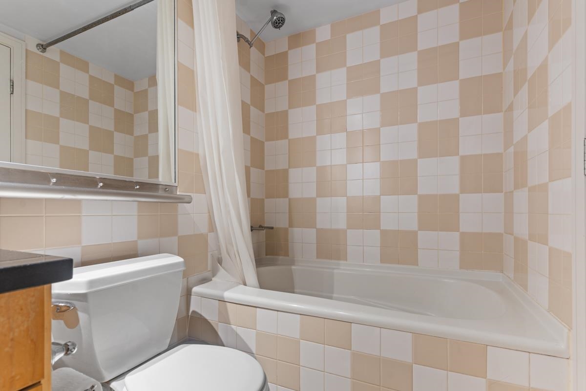 403 1003 BURNABY STREET, Vancouver Unit: 403