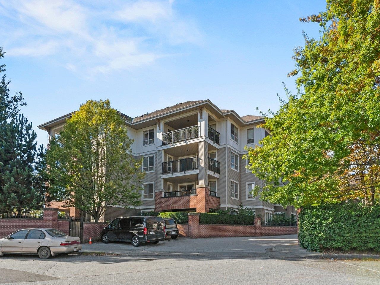 B203 8929 202 STREET, Langley Unit: B203