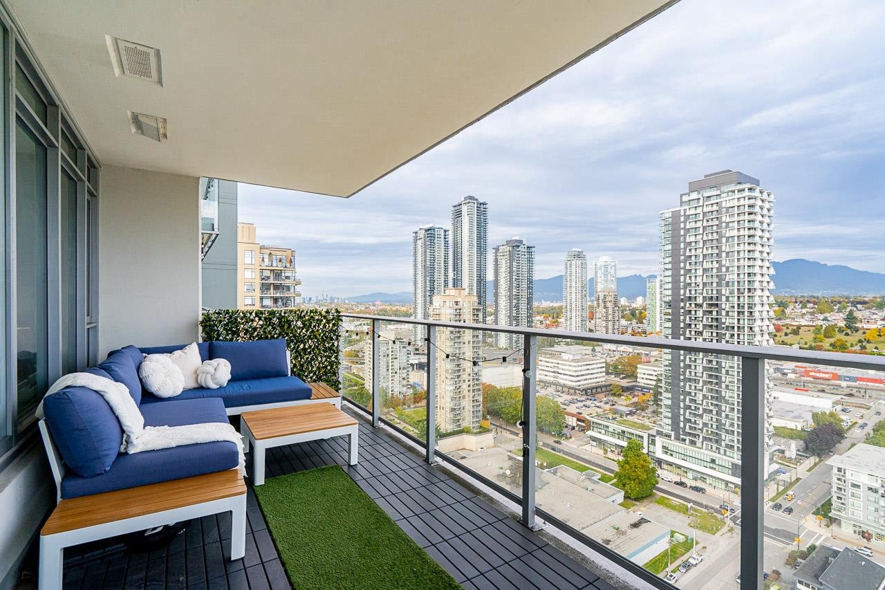 2808 2388 MADISON AVENUE, Burnaby Unit: 2808