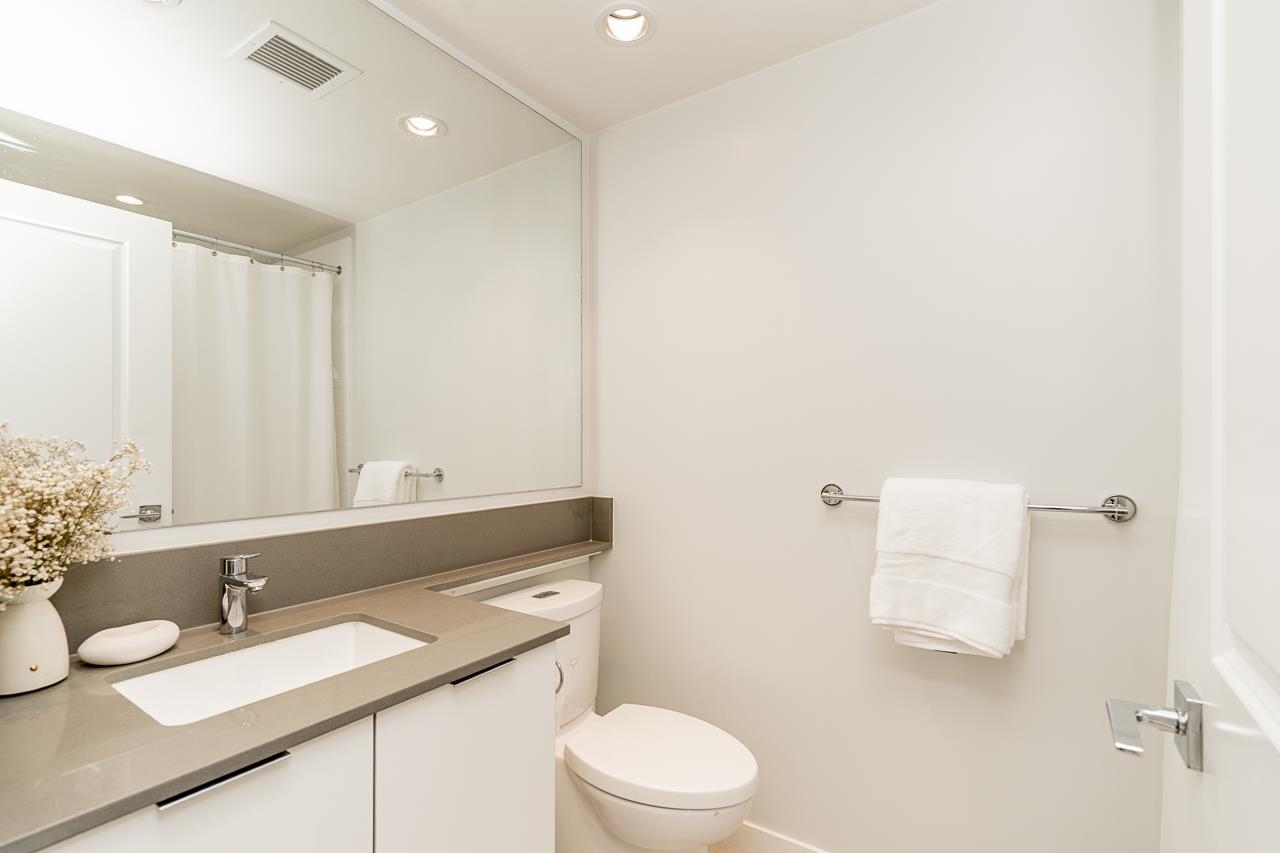 2808 2388 MADISON AVENUE, Burnaby Unit: 2808