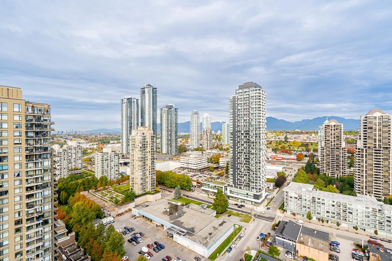 2808 2388 MADISON AVENUE, Burnaby Unit: 2808