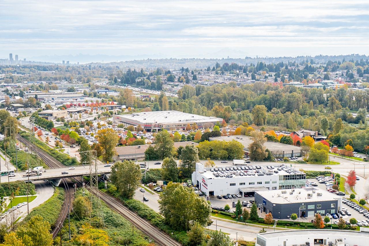 2808 2388 MADISON AVENUE, Burnaby Unit: 2808