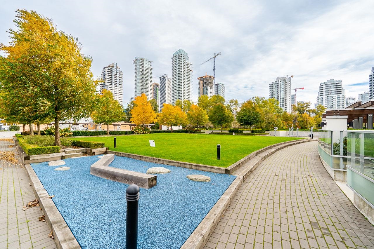 2808 2388 MADISON AVENUE, Burnaby Unit: 2808