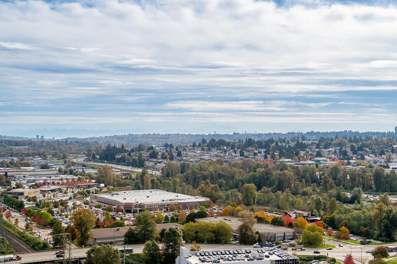 2808 2388 MADISON AVENUE, Burnaby Unit: 2808