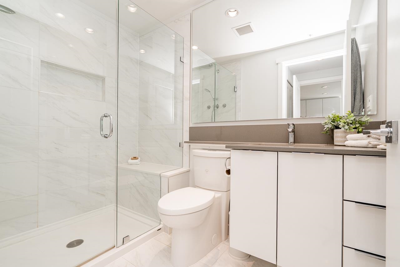 2808 2388 MADISON AVENUE, Burnaby Unit: 2808