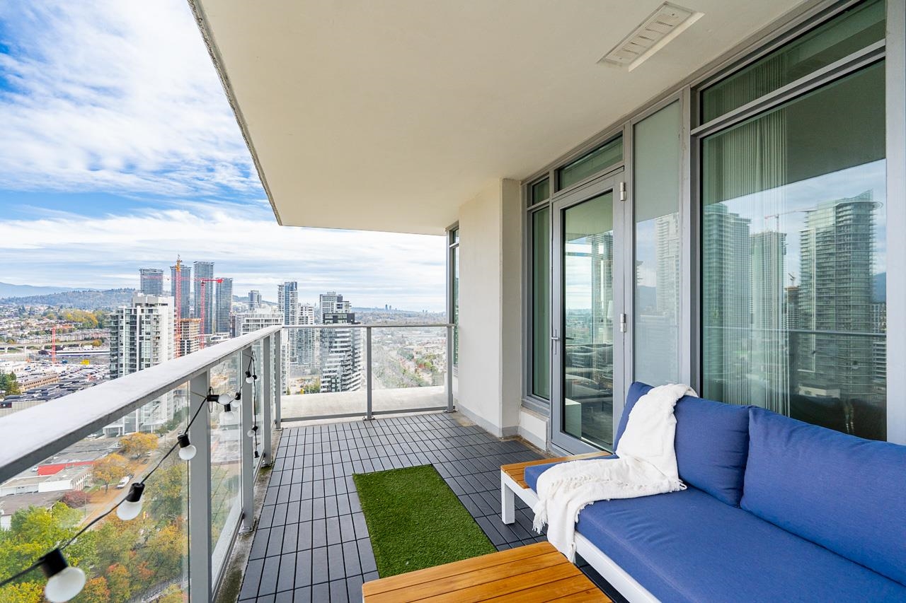 2808 2388 MADISON AVENUE, Burnaby Unit: 2808