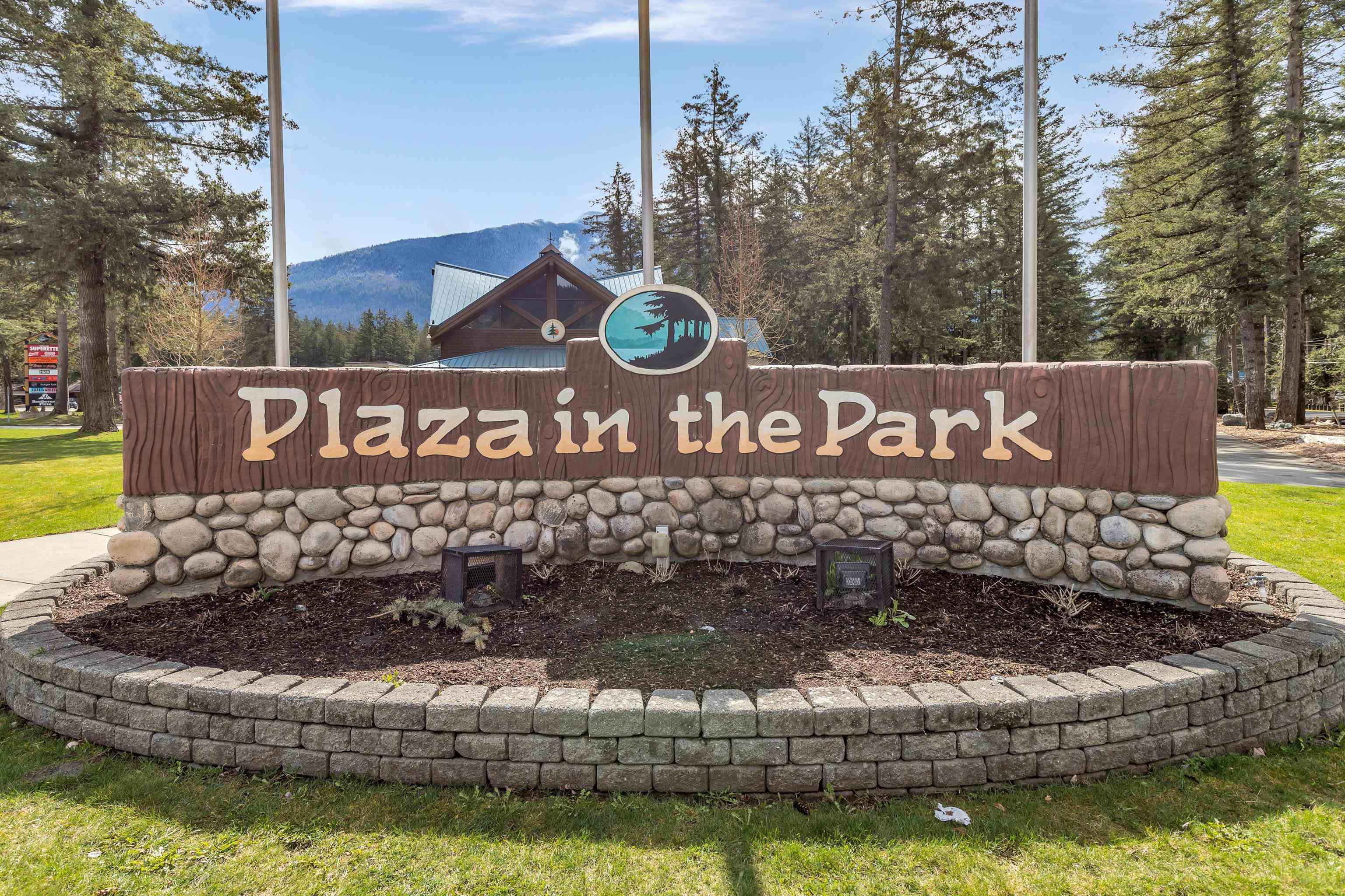 279 FIR STREET, Chilliwack