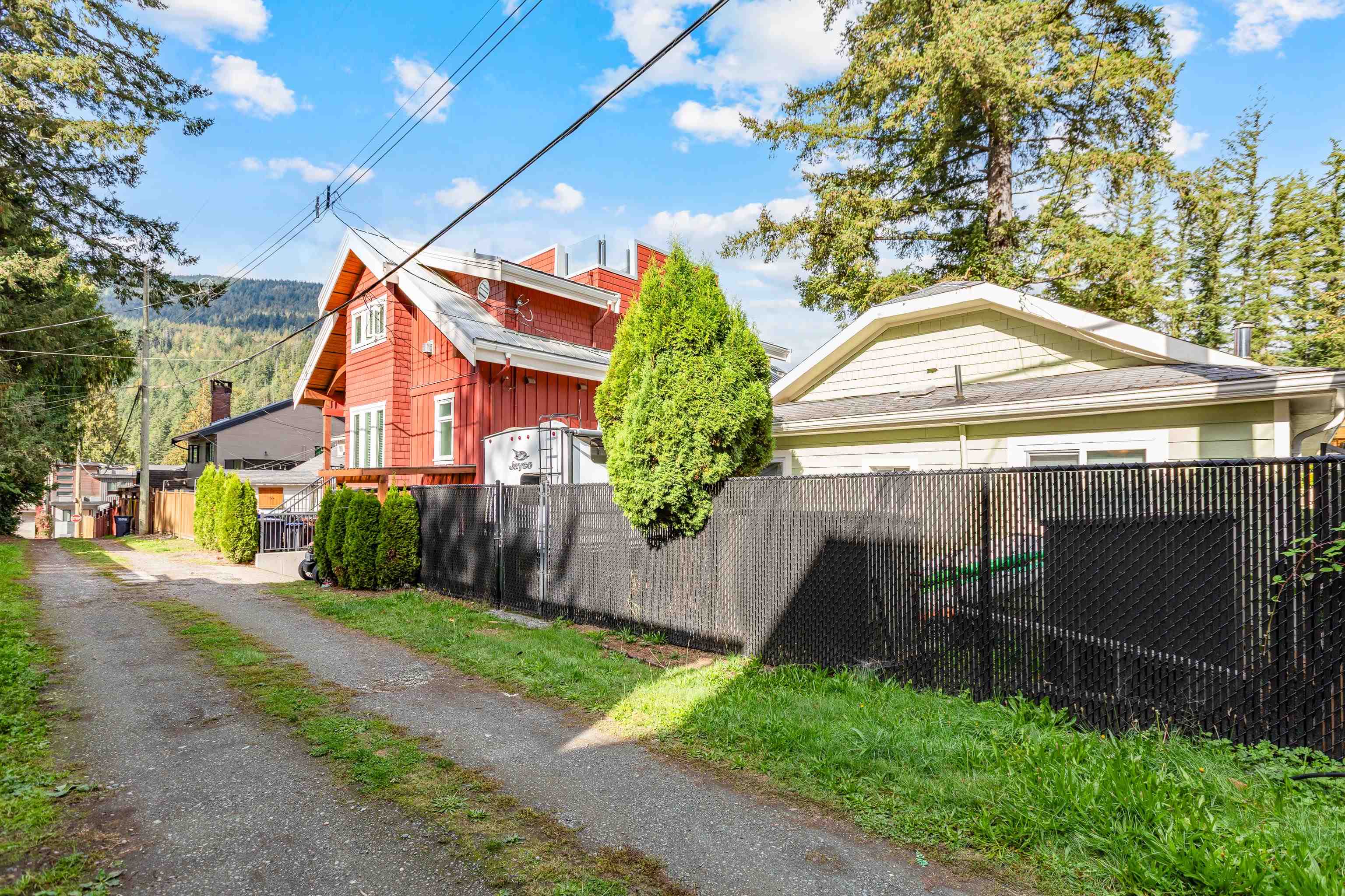 279 FIR STREET, Chilliwack