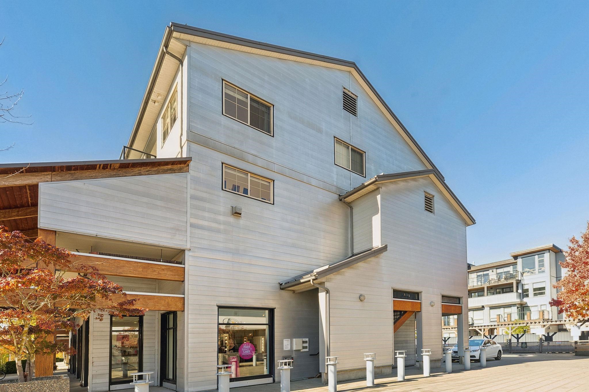 220 6111 LONDON ROAD, Richmond Unit: 220