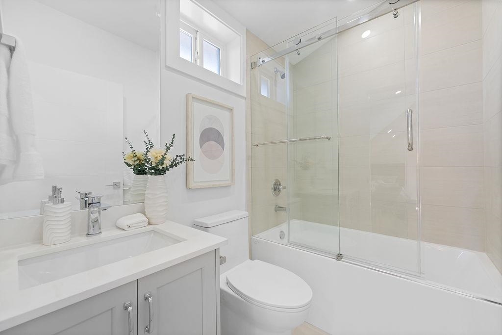 1 2447 E 41ST AVENUE, Vancouver Unit: 1