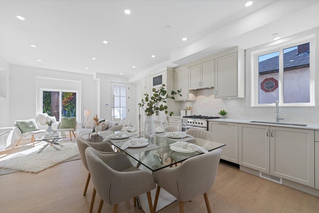 1 2447 E 41ST AVENUE, Vancouver Unit: 1