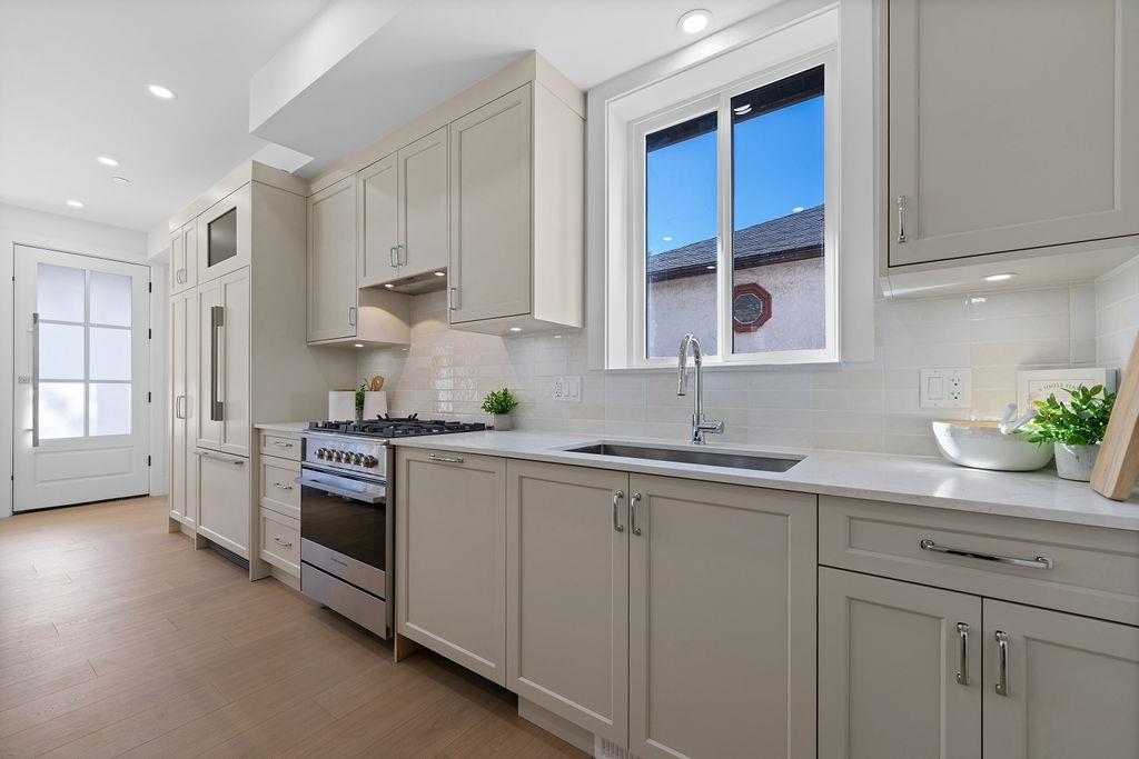 1 2447 E 41ST AVENUE, Vancouver Unit: 1