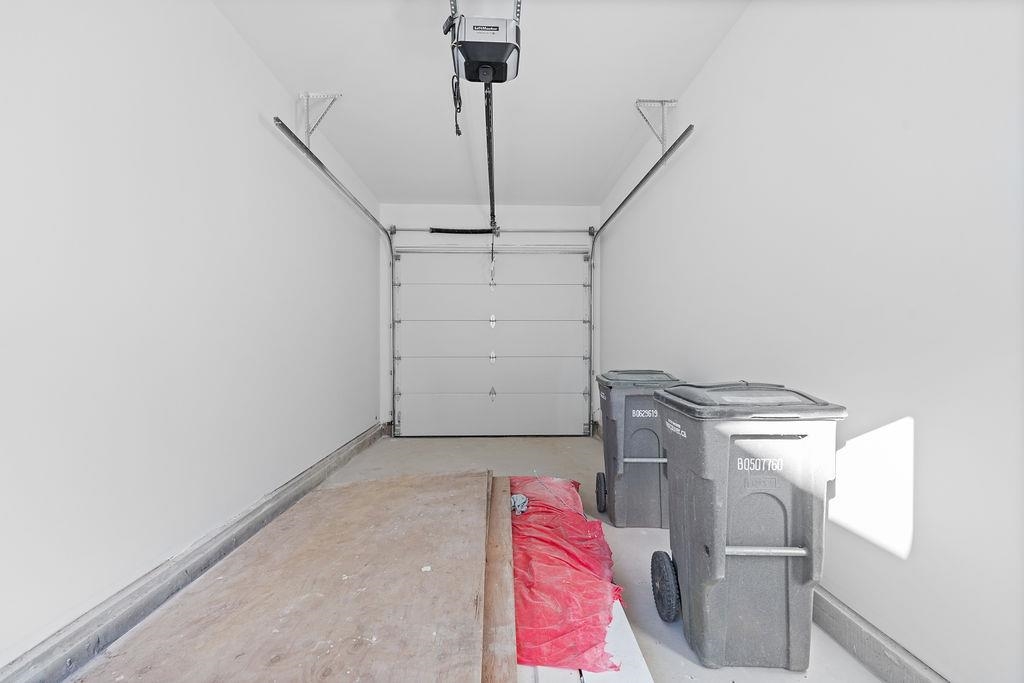 2 2447 E 41ST AVENUE, Vancouver Unit: 2