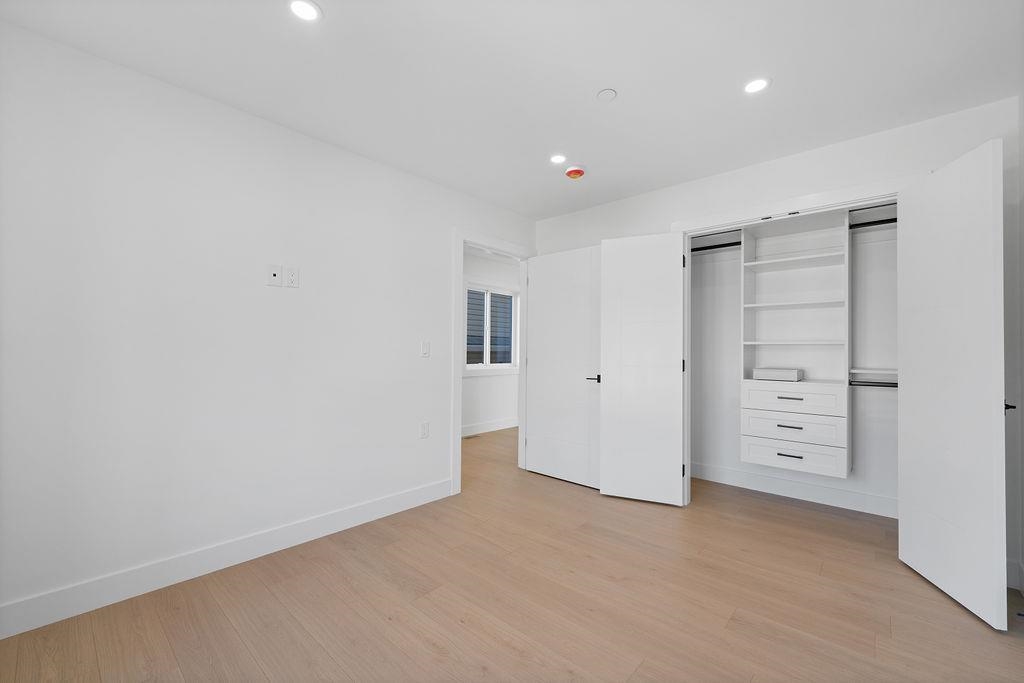 2 2447 E 41ST AVENUE, Vancouver Unit: 2