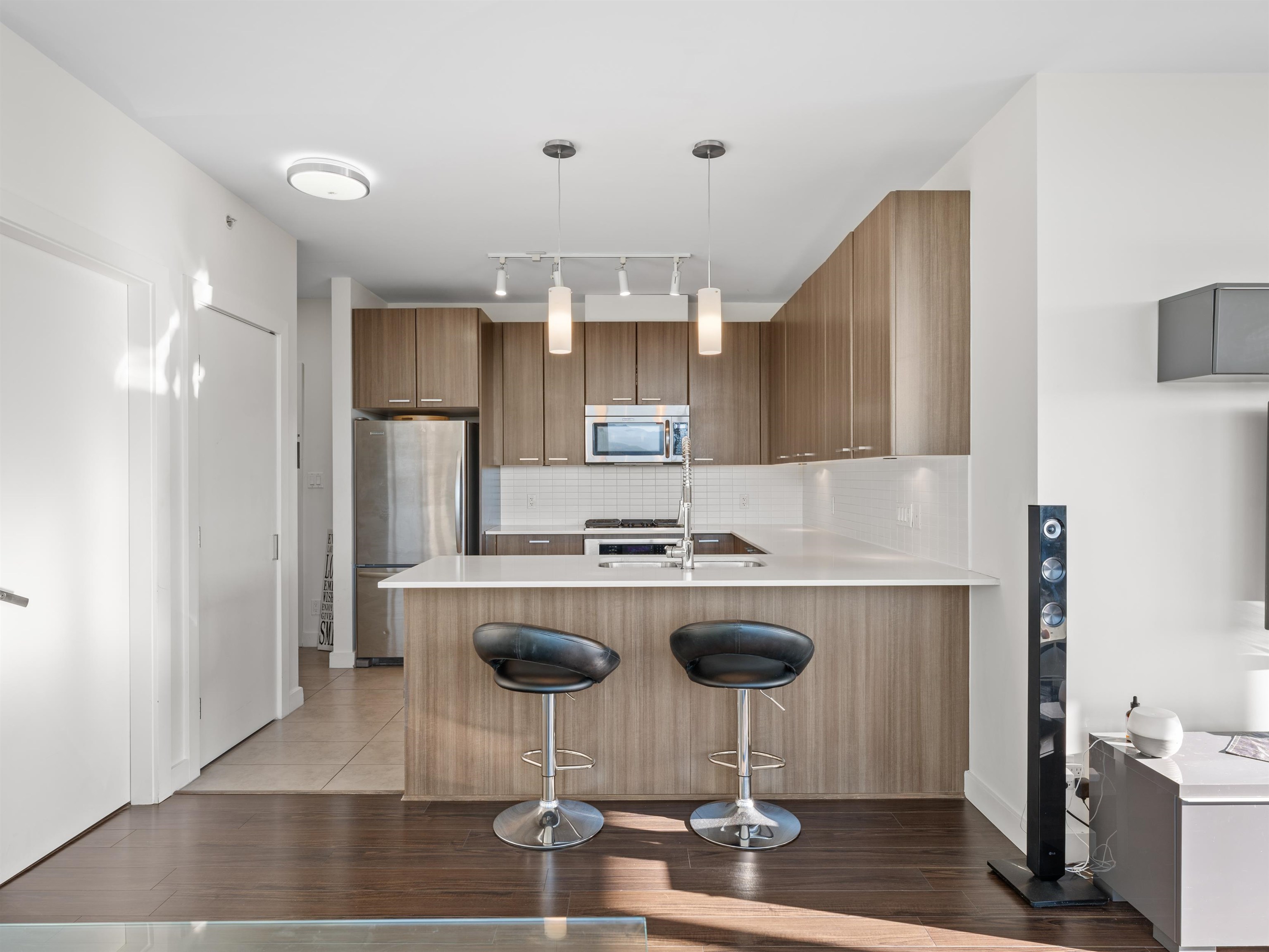 2302 2789 SHAUGHNESSY STREET, Port Coquitlam Unit: 2302