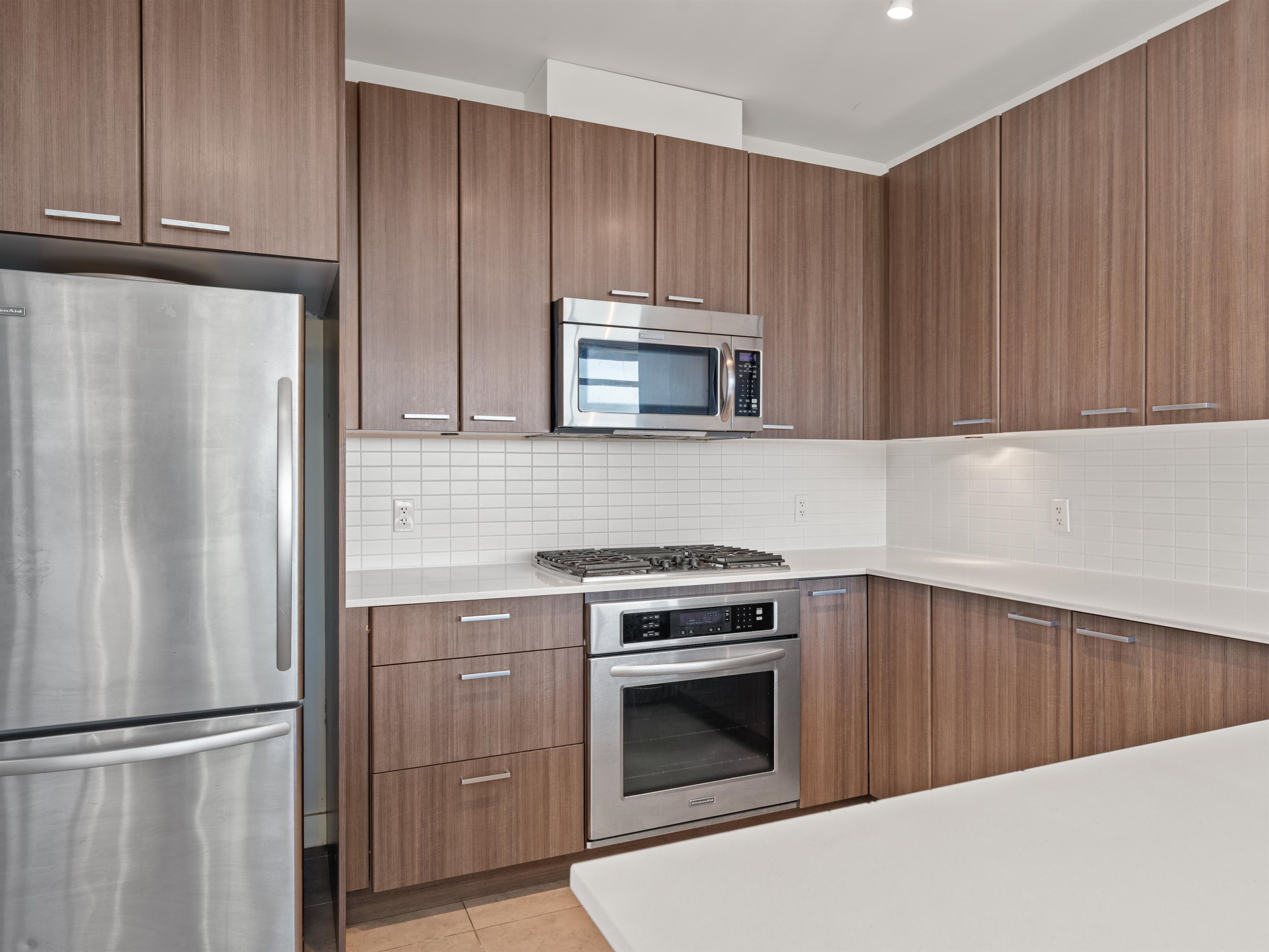 2302 2789 SHAUGHNESSY STREET, Port Coquitlam Unit: 2302