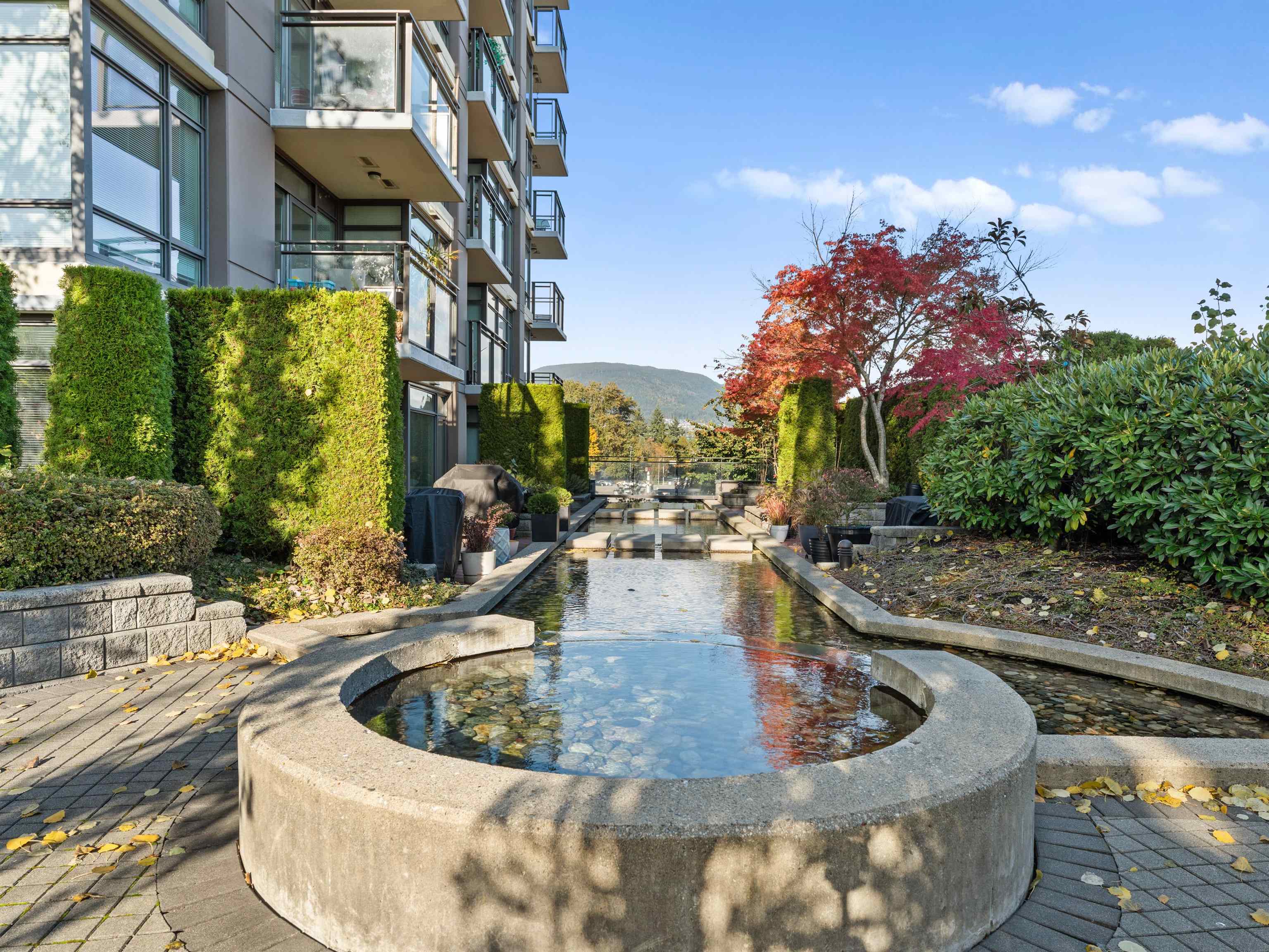 2302 2789 SHAUGHNESSY STREET, Port Coquitlam Unit: 2302