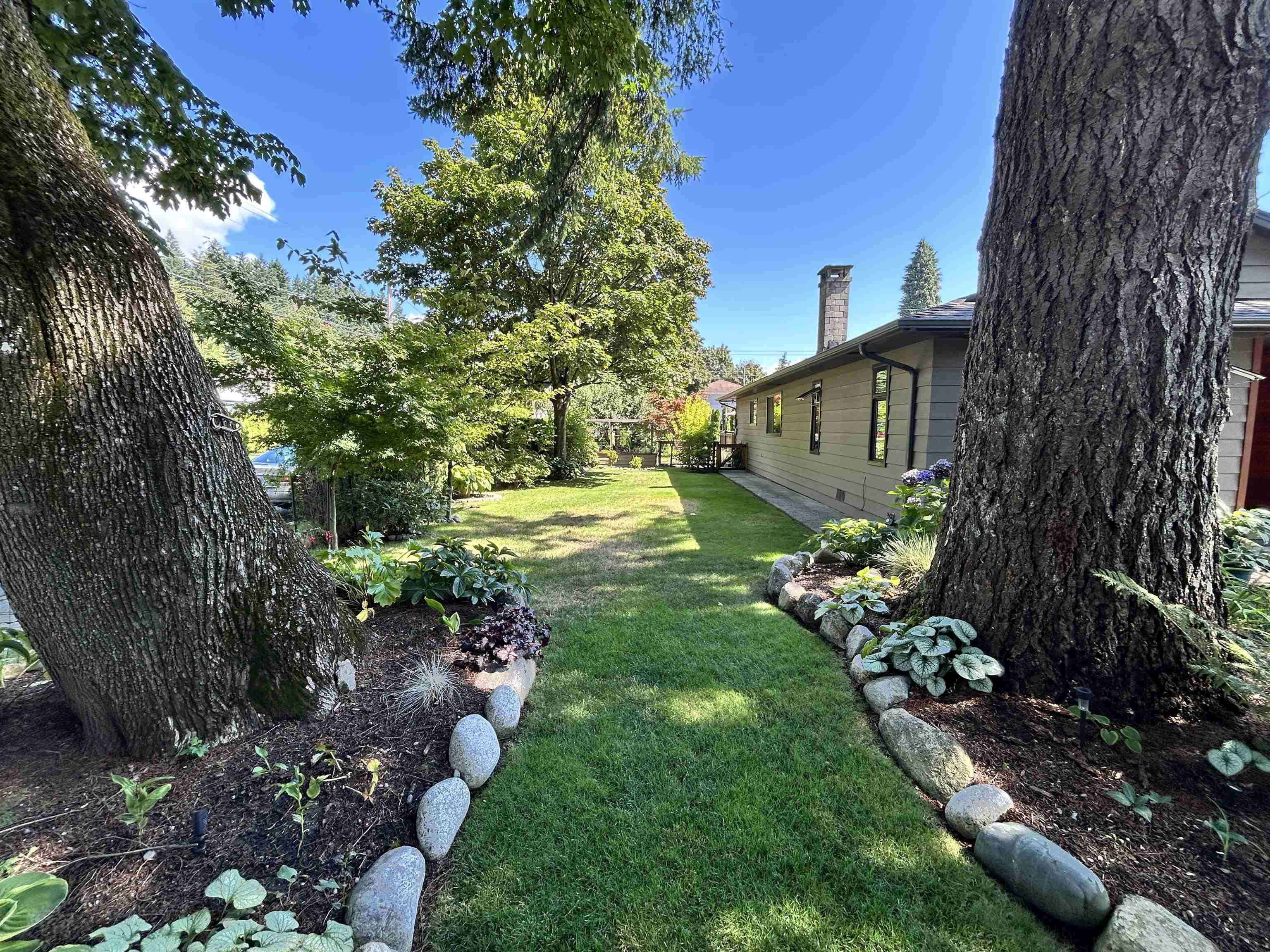 1798 GARDEN AVENUE, North Vancouver