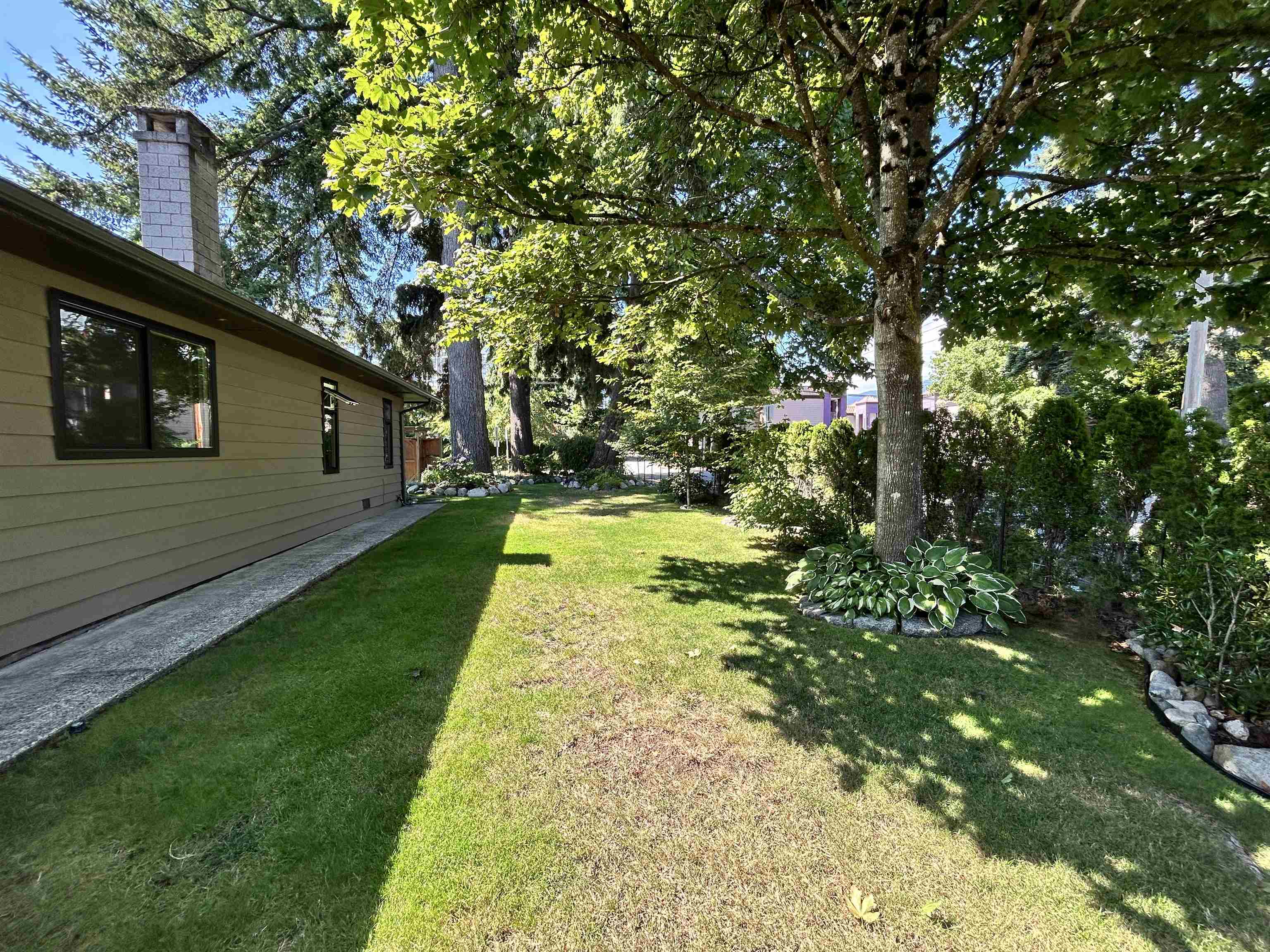 1798 GARDEN AVENUE, North Vancouver