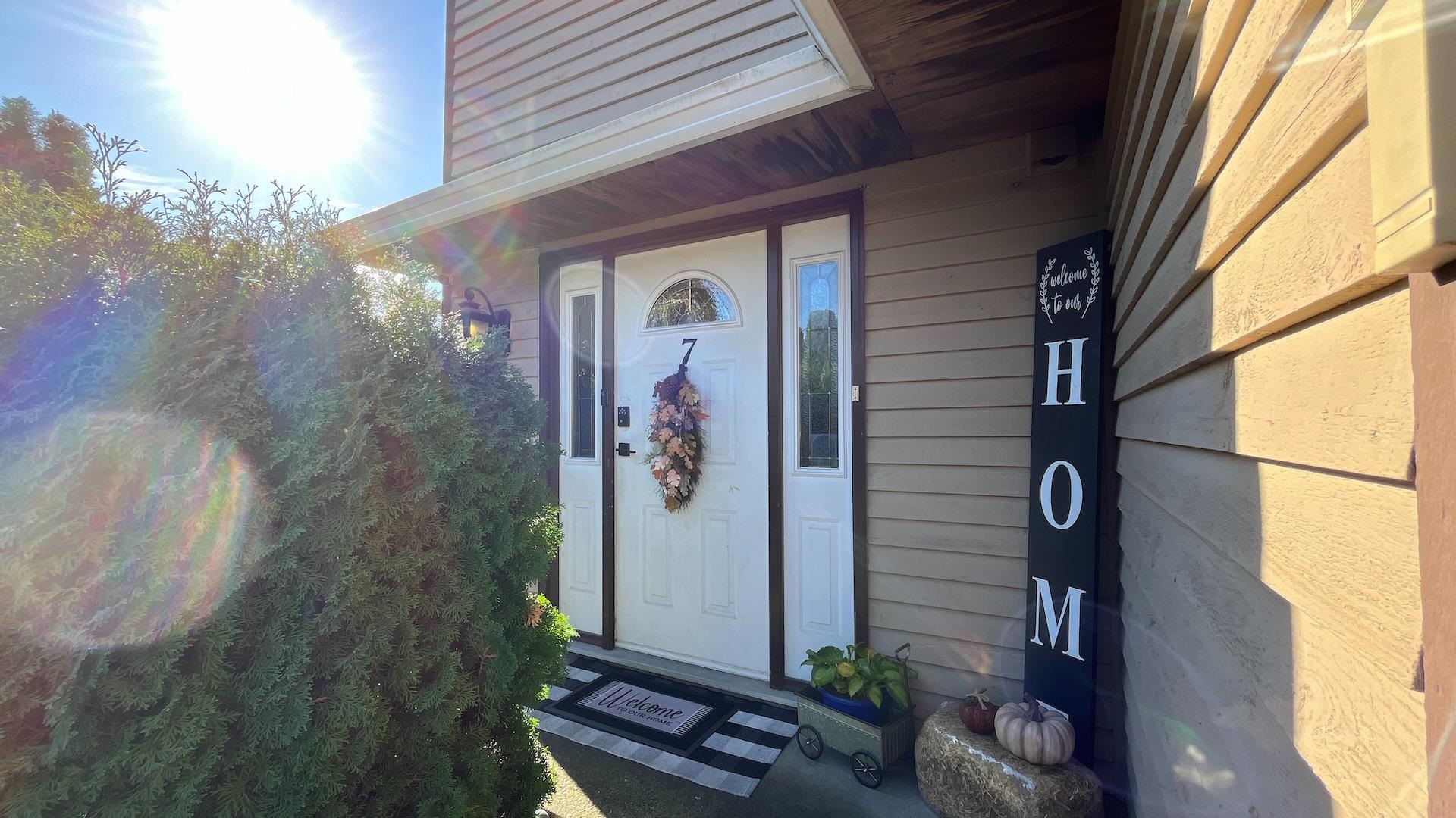 107 19352 FRASER HIGHWAY, Surrey Unit: 107