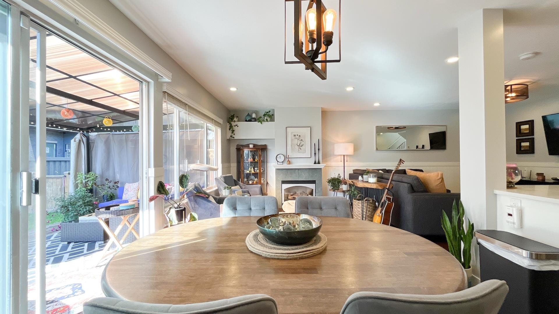 107 19352 FRASER HIGHWAY, Surrey Unit: 107