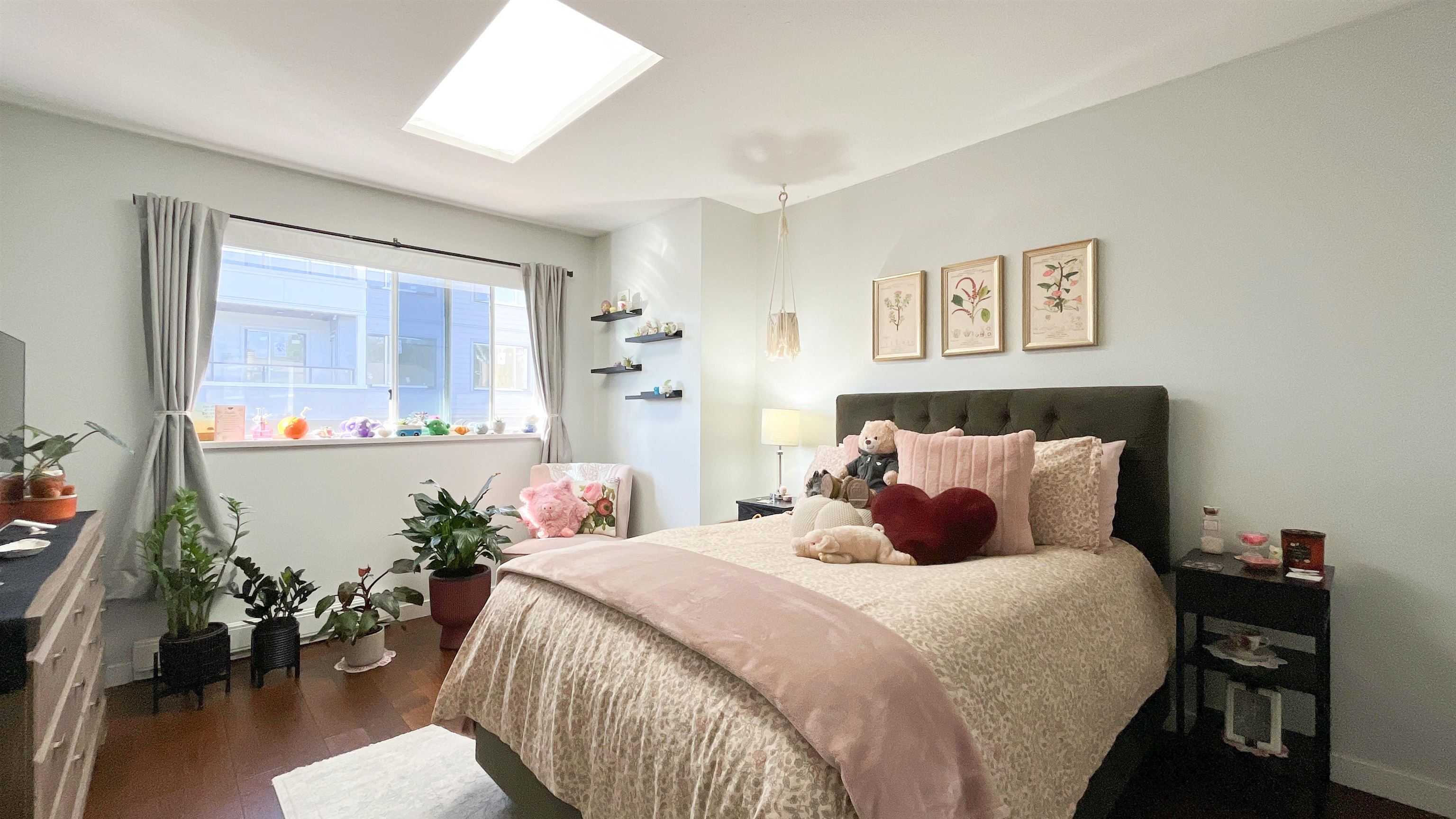 107 19352 FRASER HIGHWAY, Surrey Unit: 107