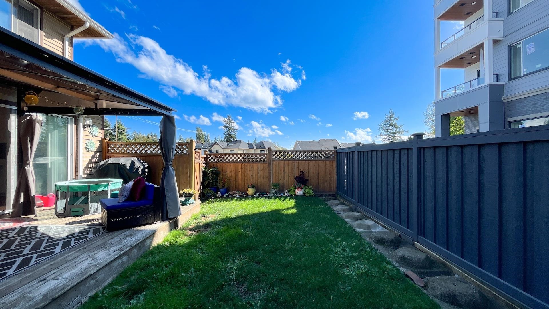 107 19352 FRASER HIGHWAY, Surrey Unit: 107