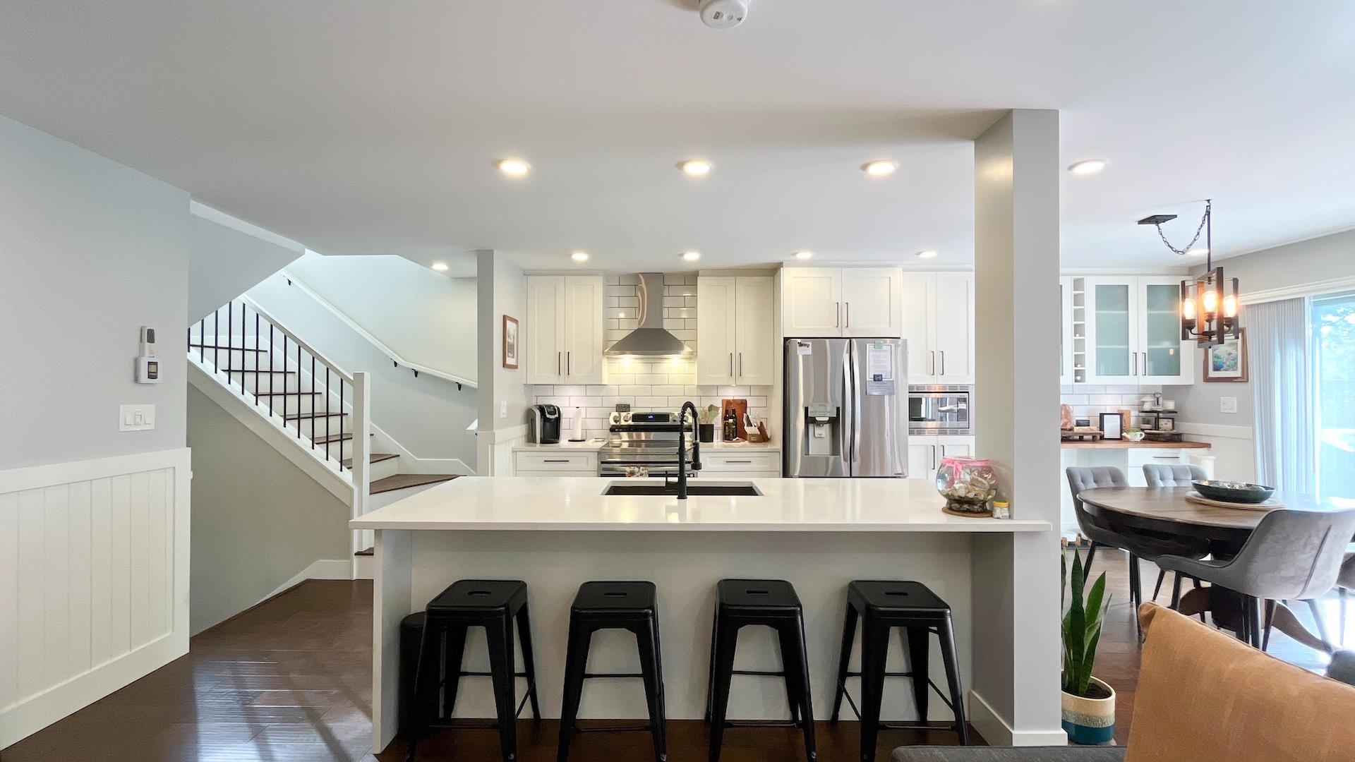 107 19352 FRASER HIGHWAY, Surrey Unit: 107