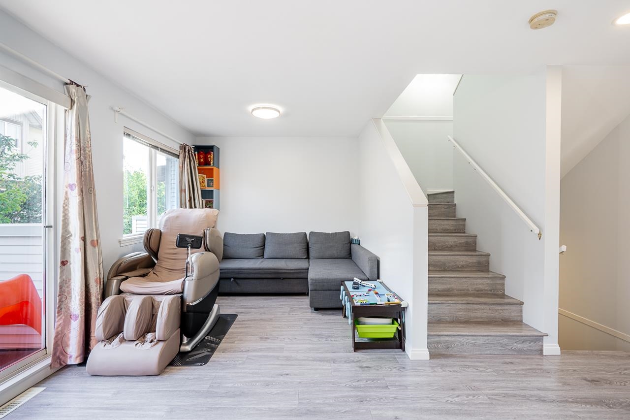 9 22728 NORTON COURT, Richmond Unit: 9