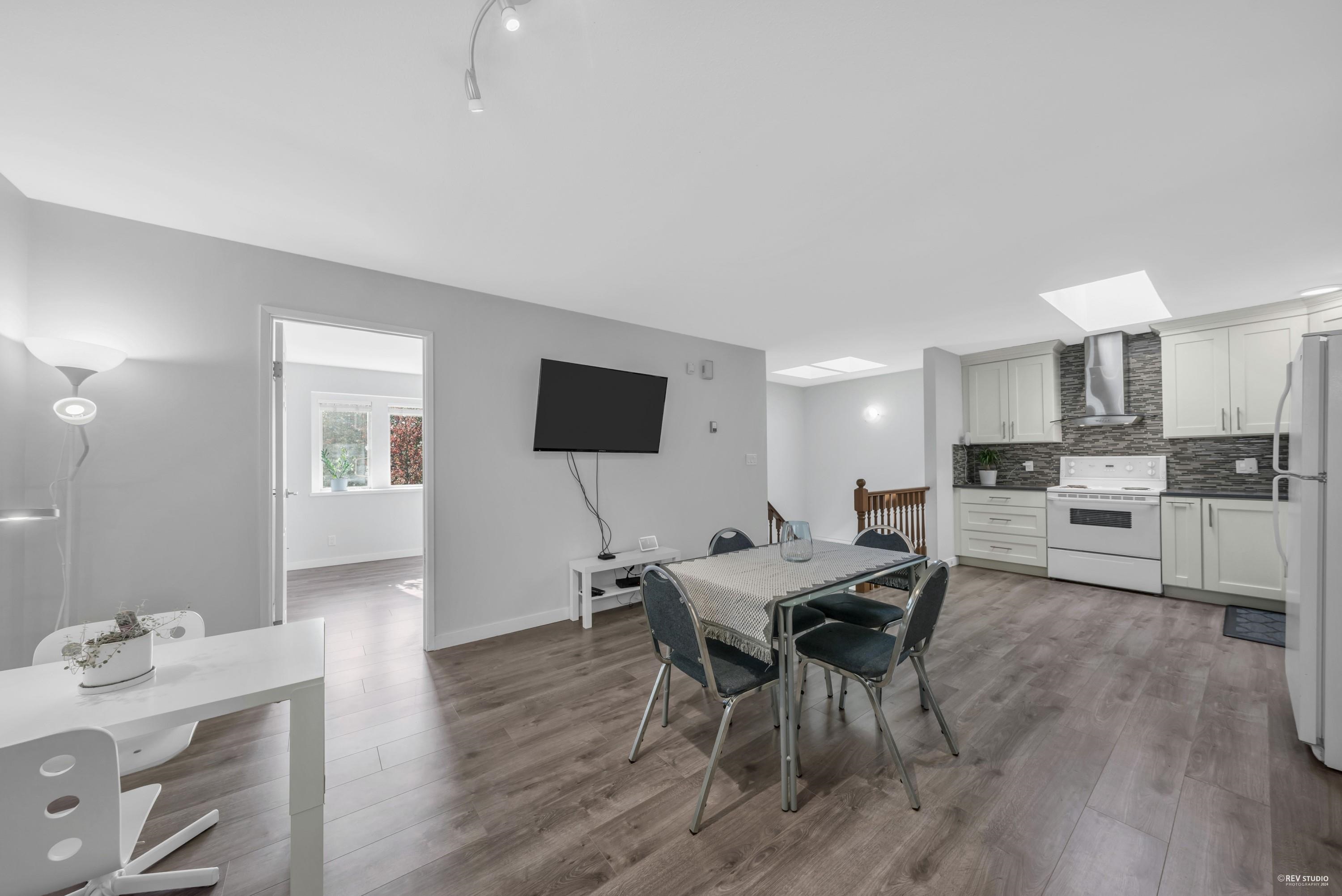 3529 NAPIER STREET, Vancouver