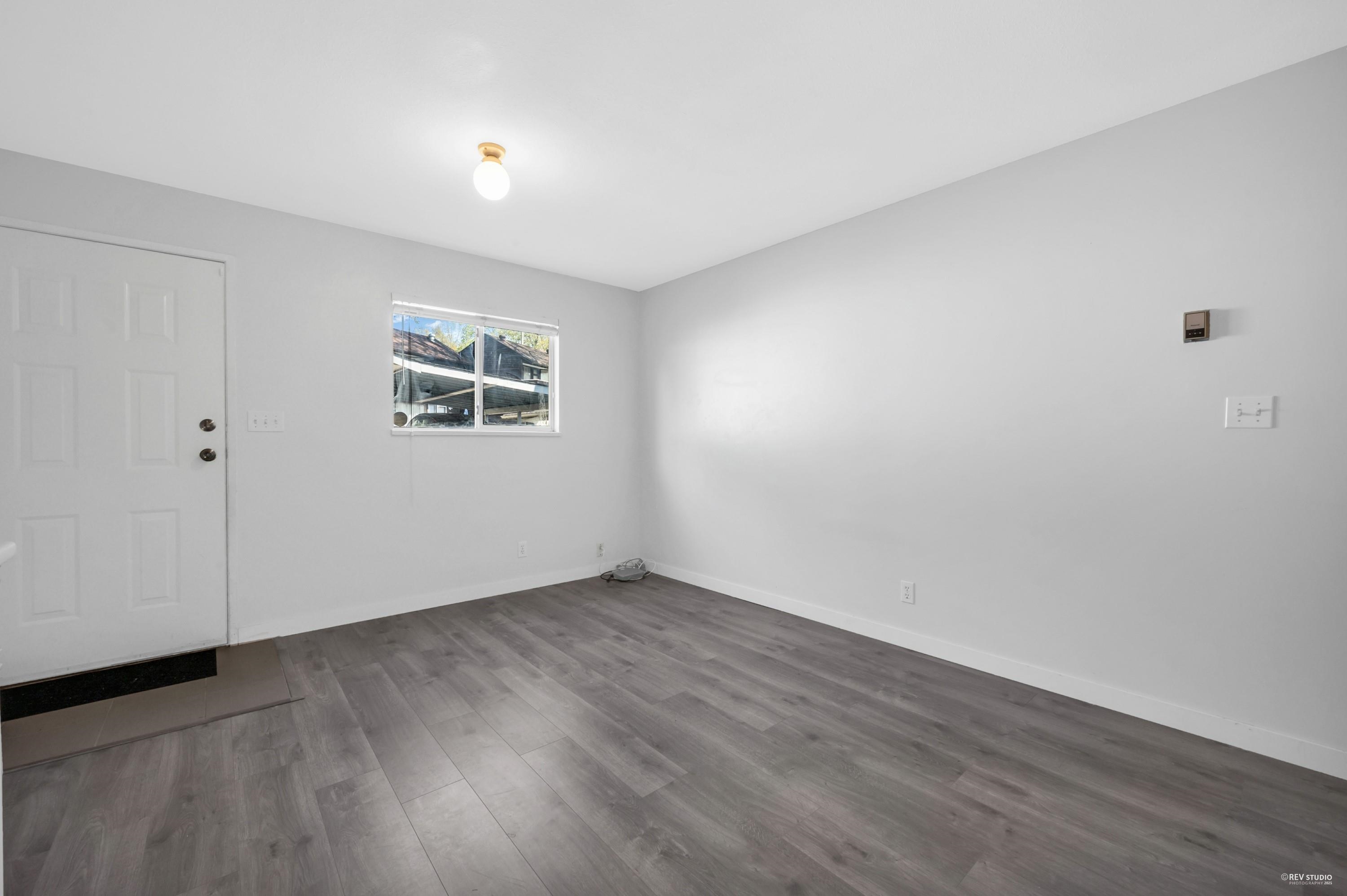 3529 NAPIER STREET, Vancouver