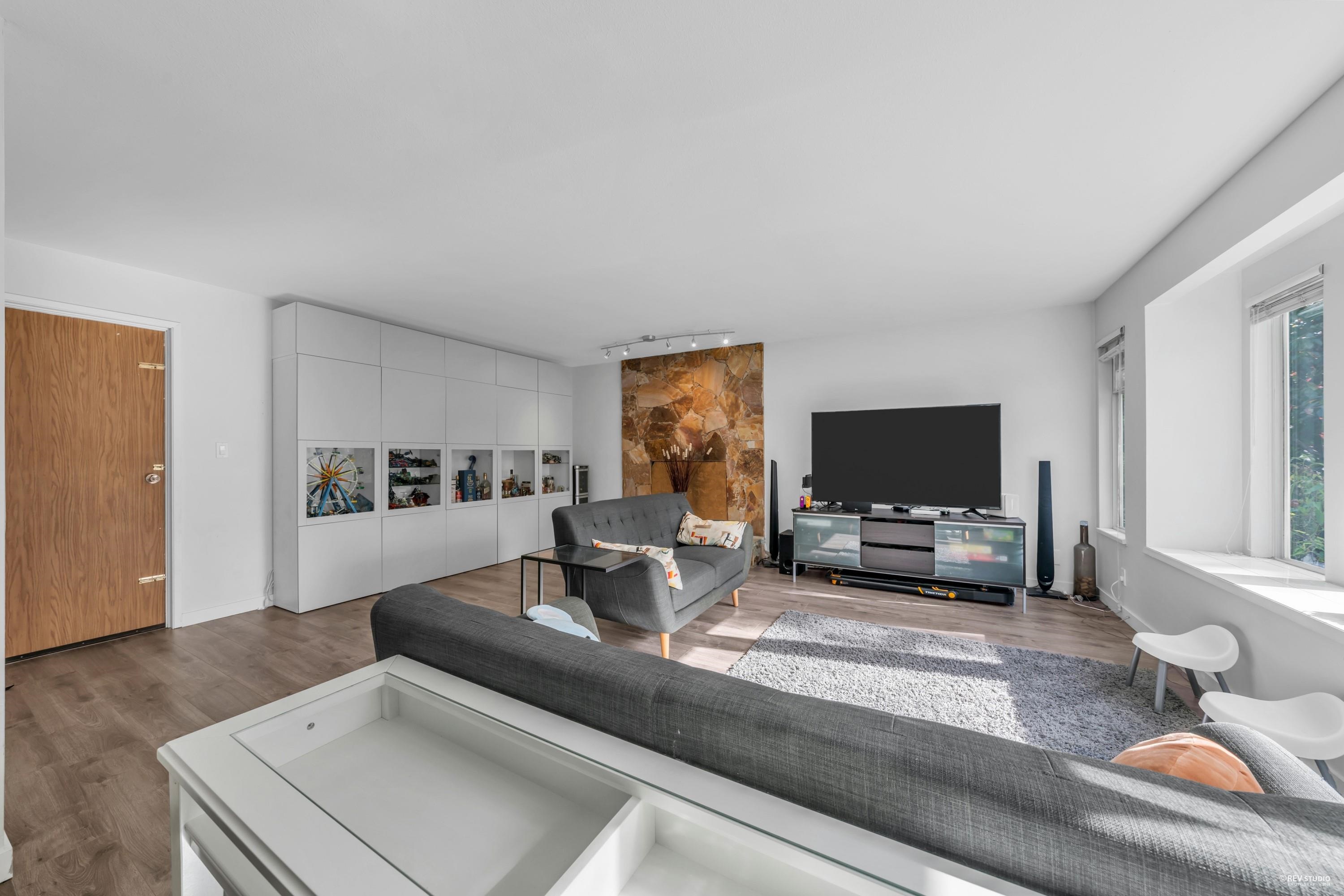 3529 NAPIER STREET, Vancouver