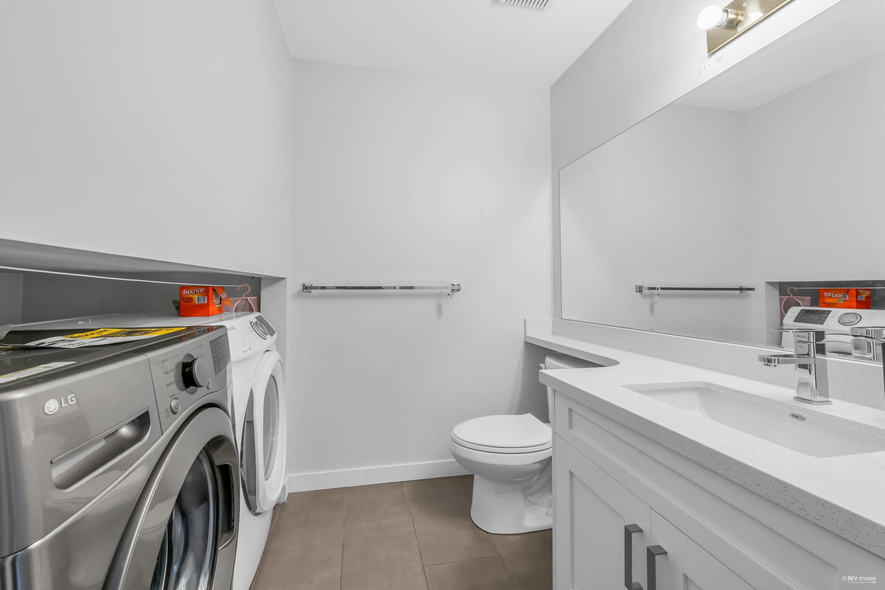 3529 NAPIER STREET, Vancouver