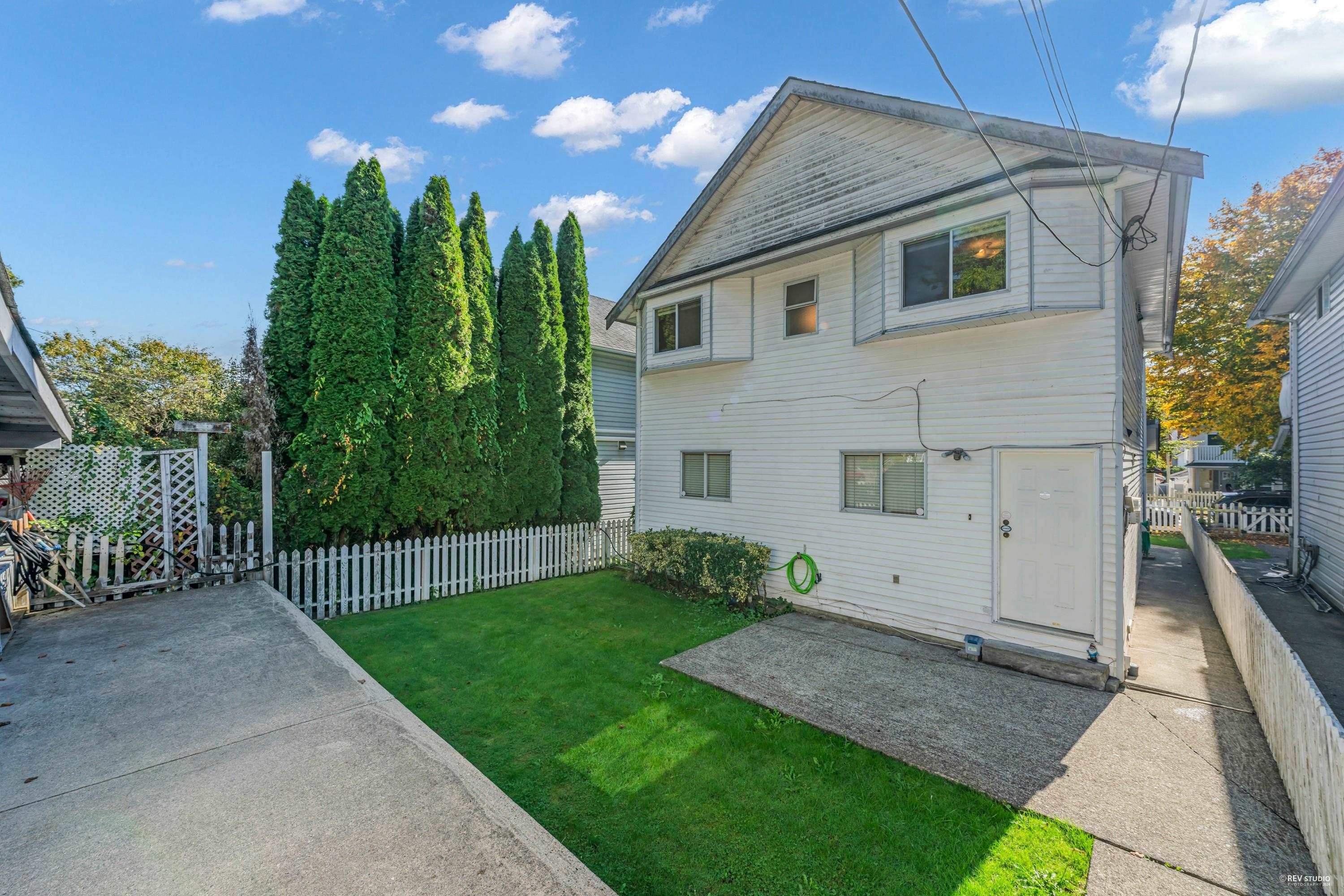 3529 NAPIER STREET, Vancouver