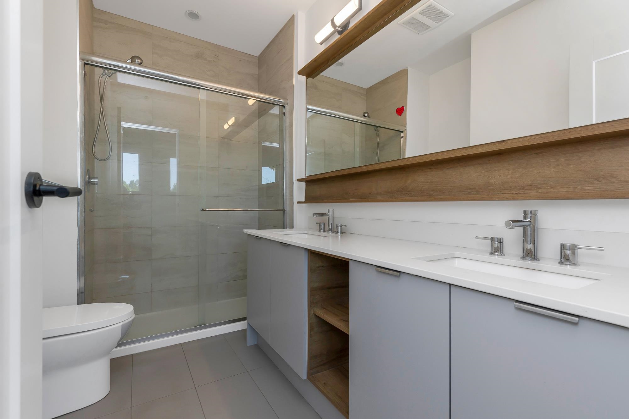 514 2493 MONTROSE AVENUE, Abbotsford Unit: 514